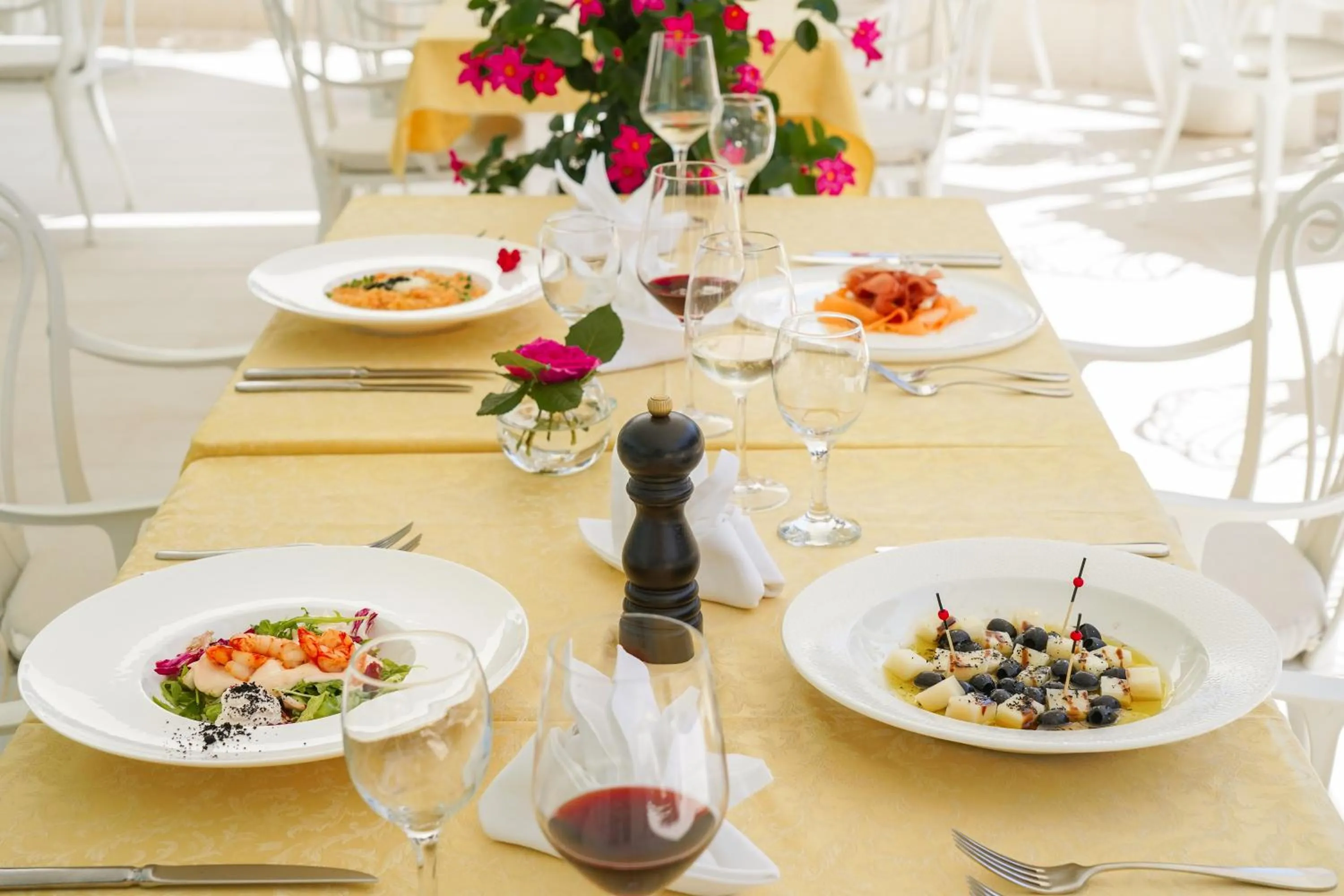 Restaurant/places to eat in Hotel Villa Bacchus