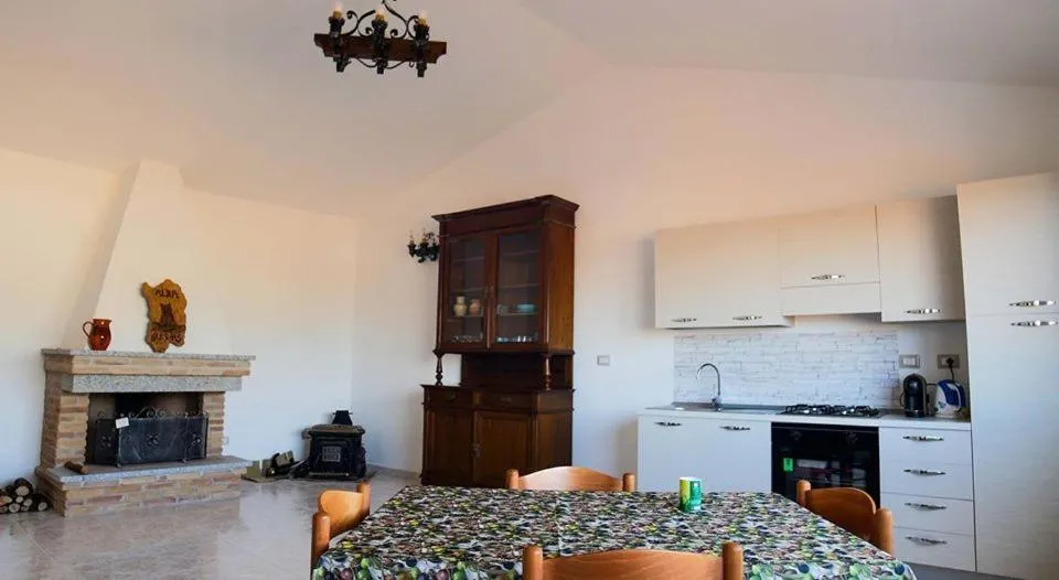 Kitchen or kitchenette in Alba Sarda Residence