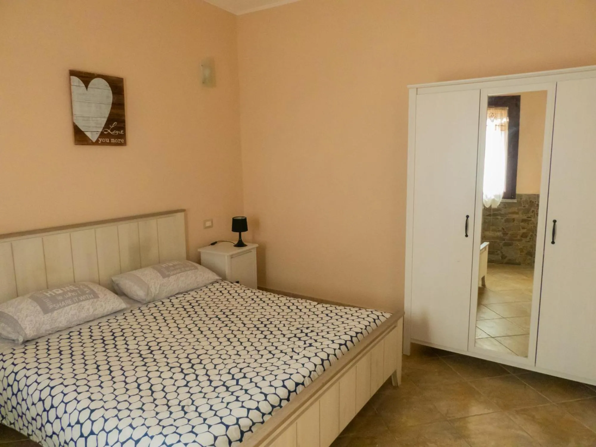 Photo of the whole room, Bed in Alba Sarda Residence