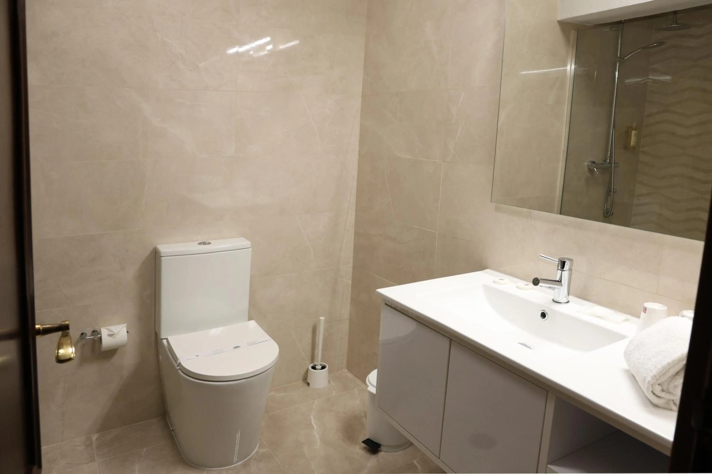 Shower in Hotel Ribadouro