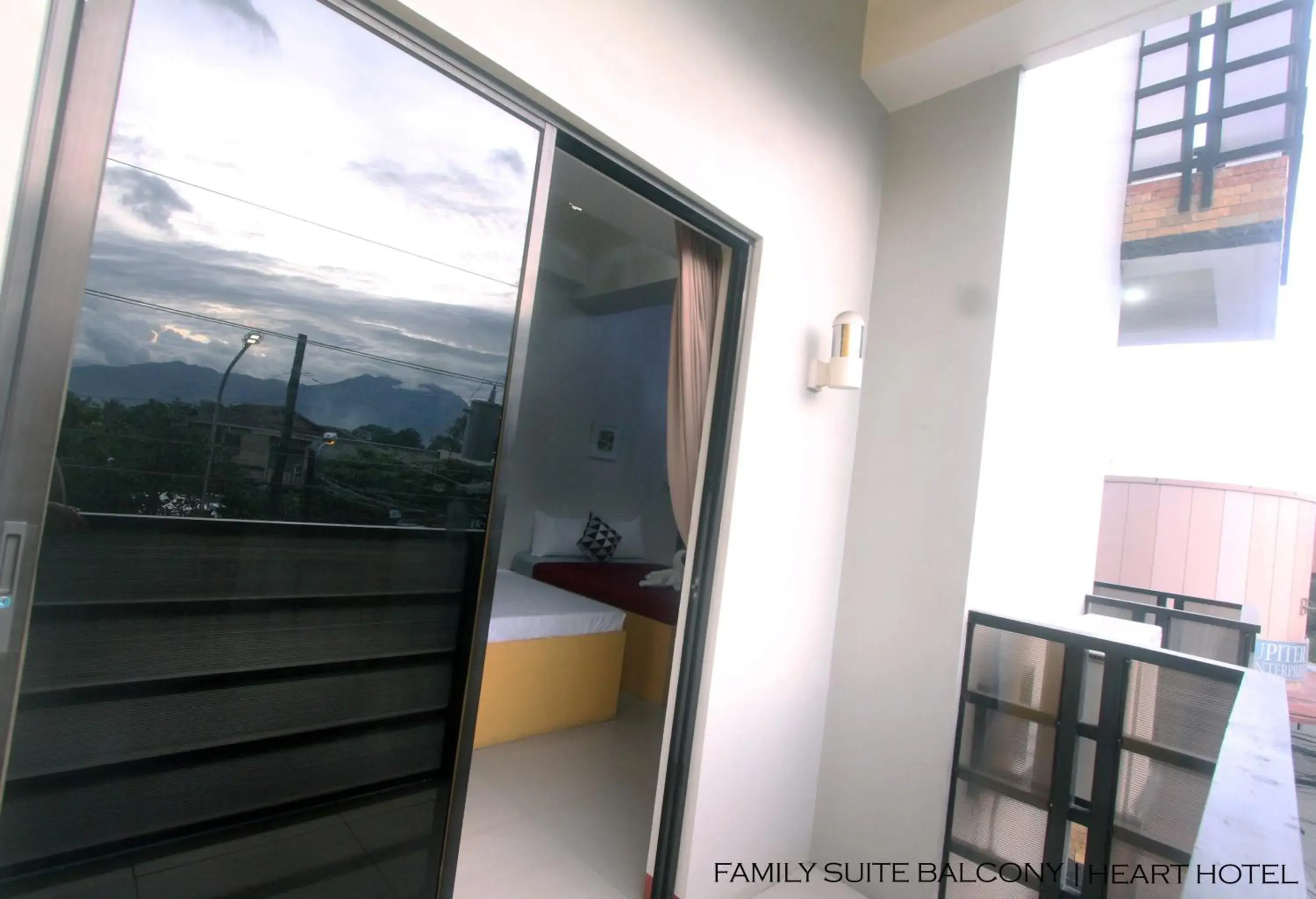 Bed in Heart Hotel and Services Bed in Heart Hotel and Services