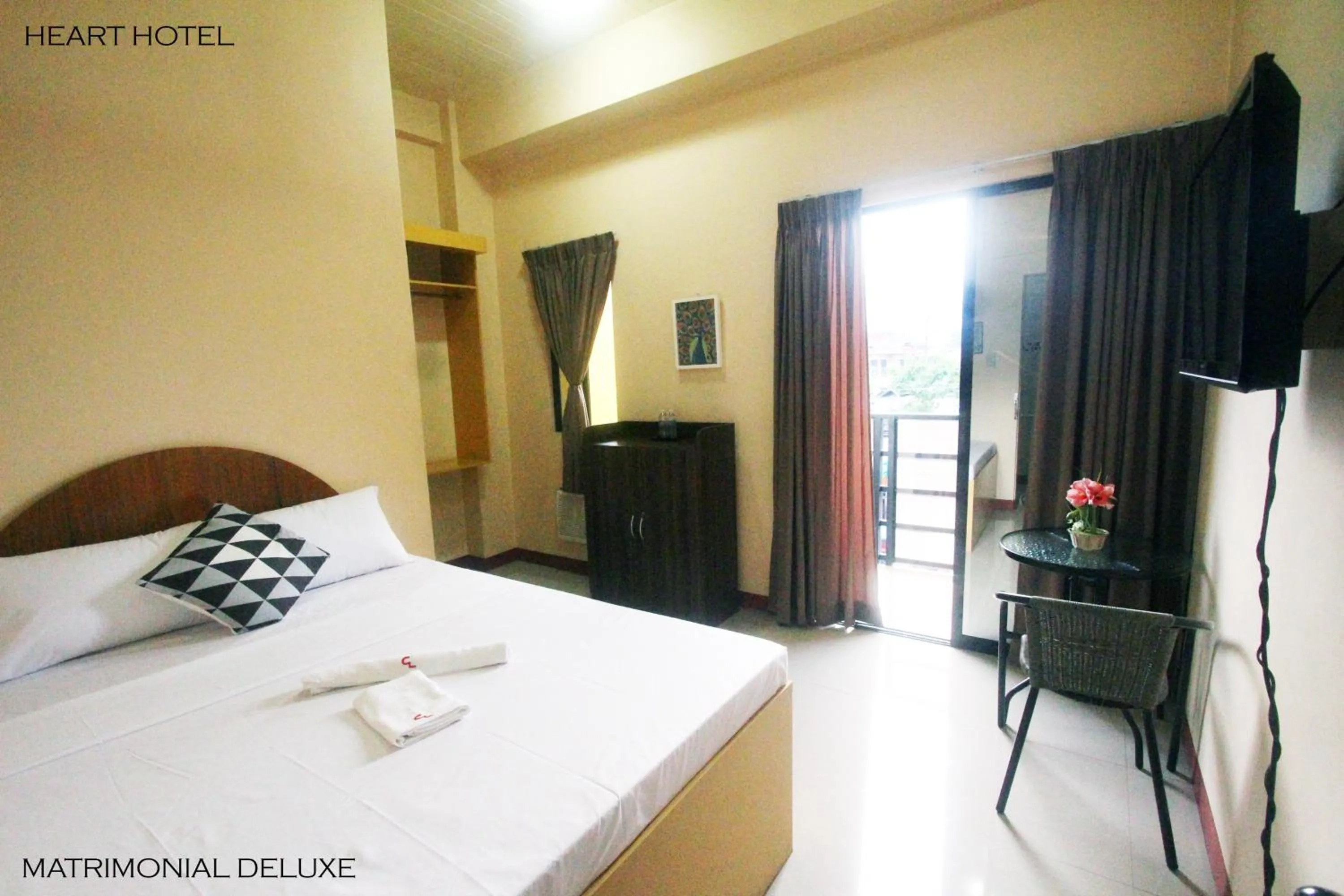 Bed in Heart Hotel and Services