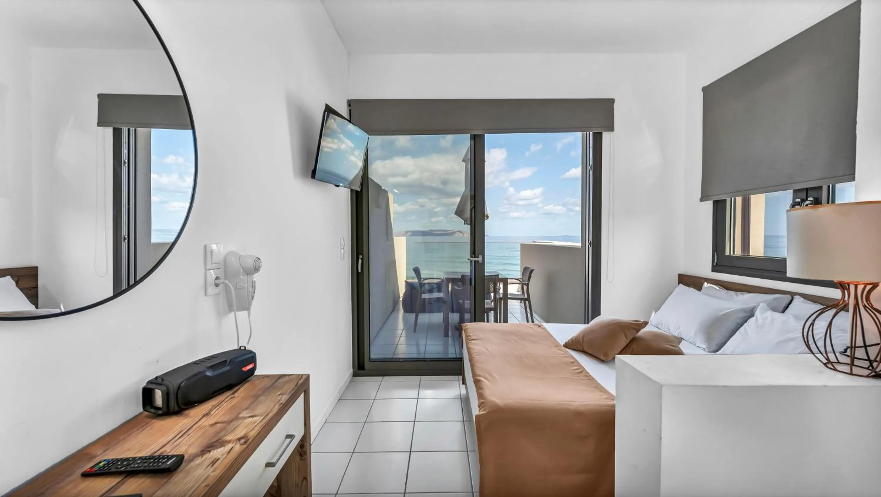 Bedroom in Almare Beach