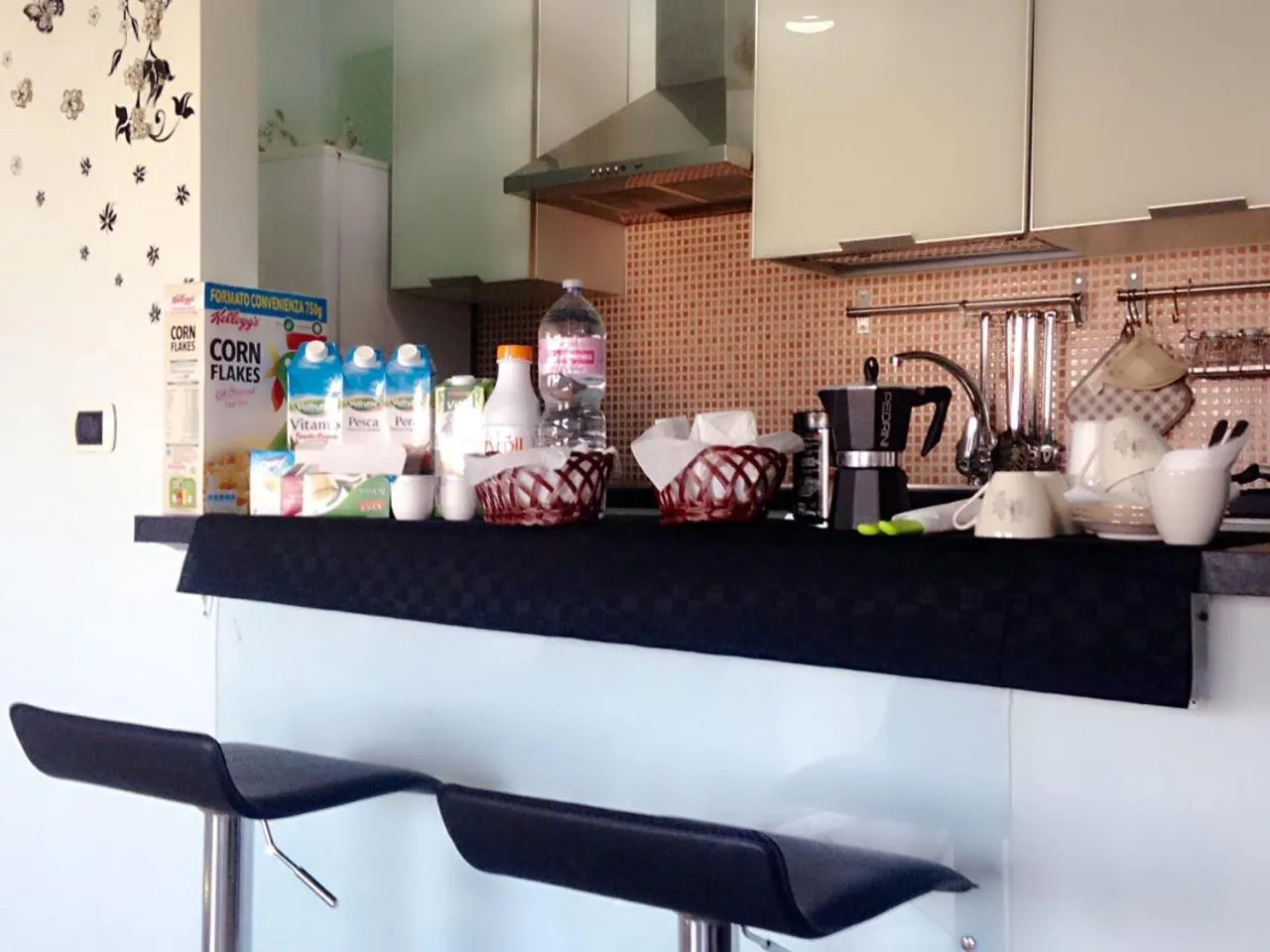 Italian breakfast in Casablanca Bed & Breakfast