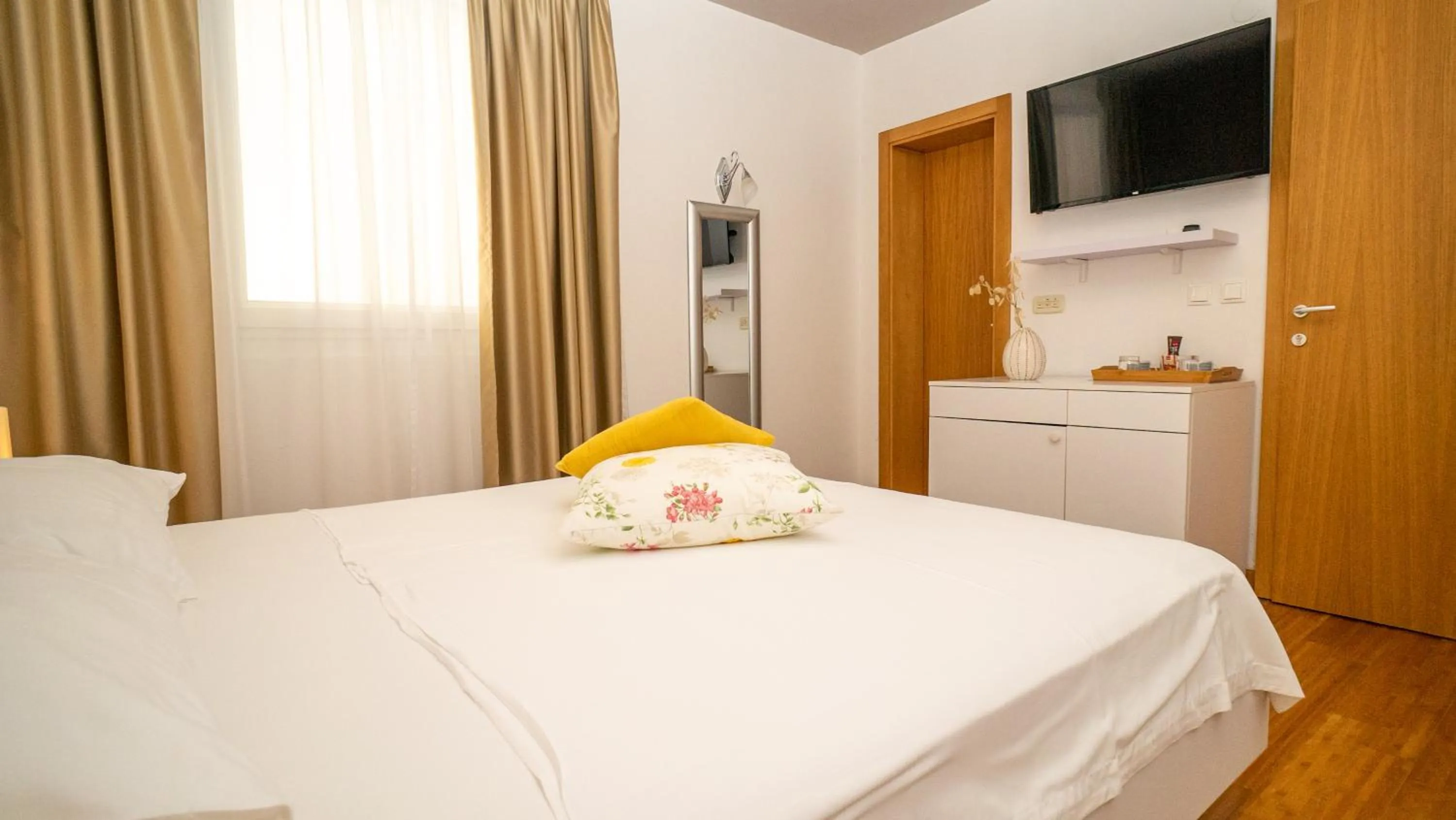 Bed in Villa Ana Trogir