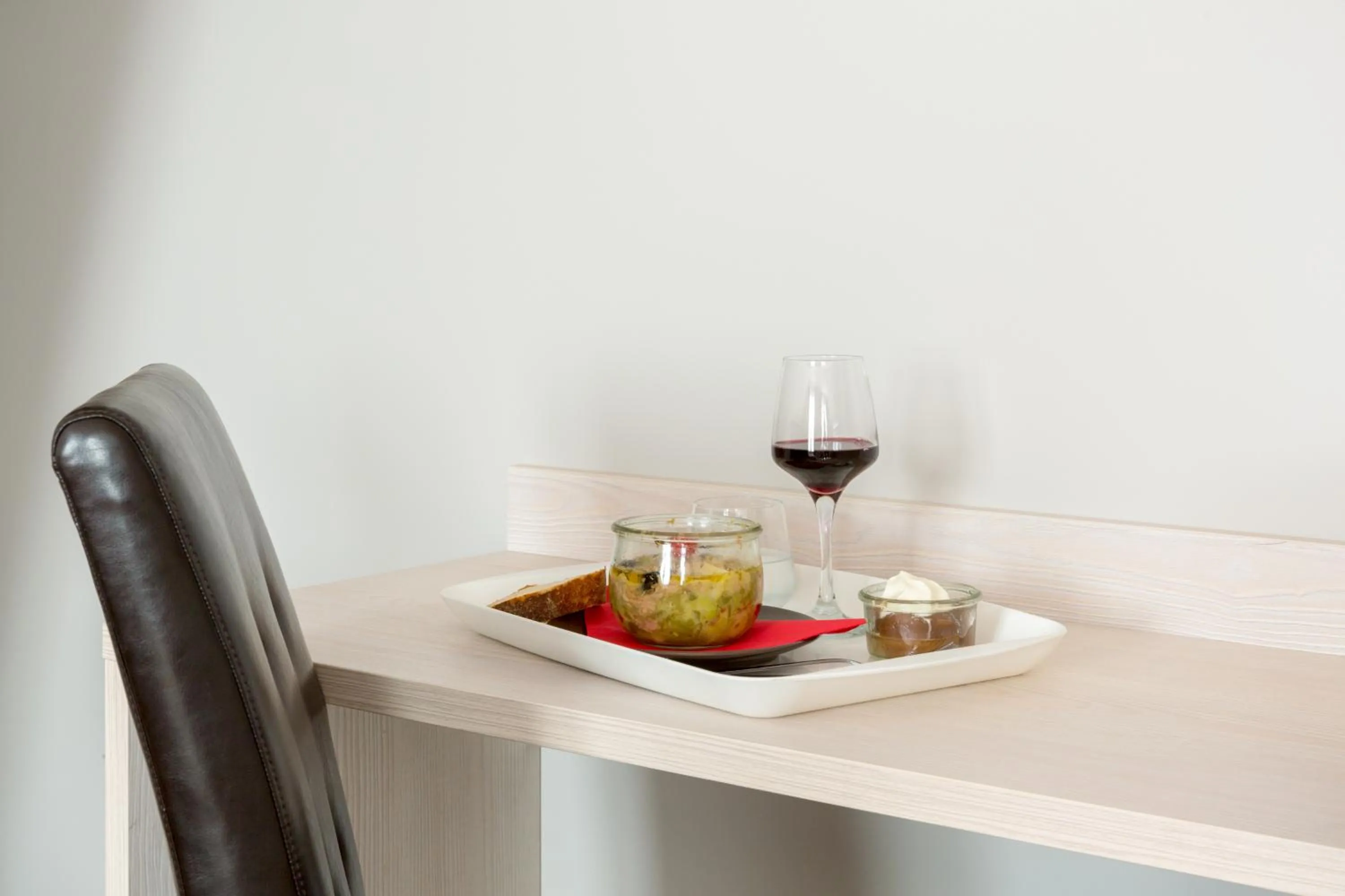 Meals in The Originals City, le Relais des Carnutes Brezolles Verneuil sur Avre