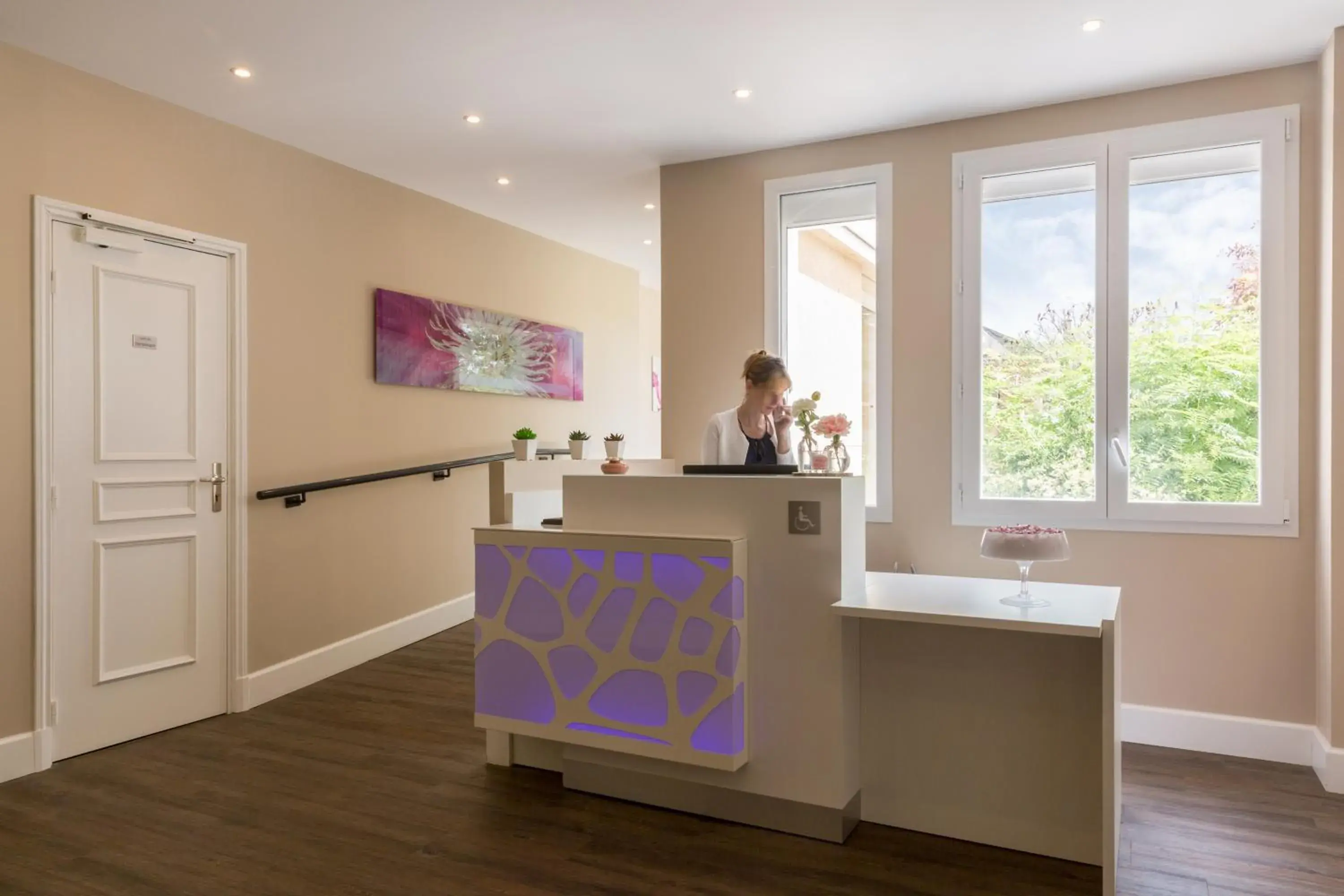 Lobby or reception in The Originals City, le Relais des Carnutes Brezolles Verneuil sur Avre Lobby or reception in The Originals City, le Relais des Carnutes Brezolles Verneuil sur Avre