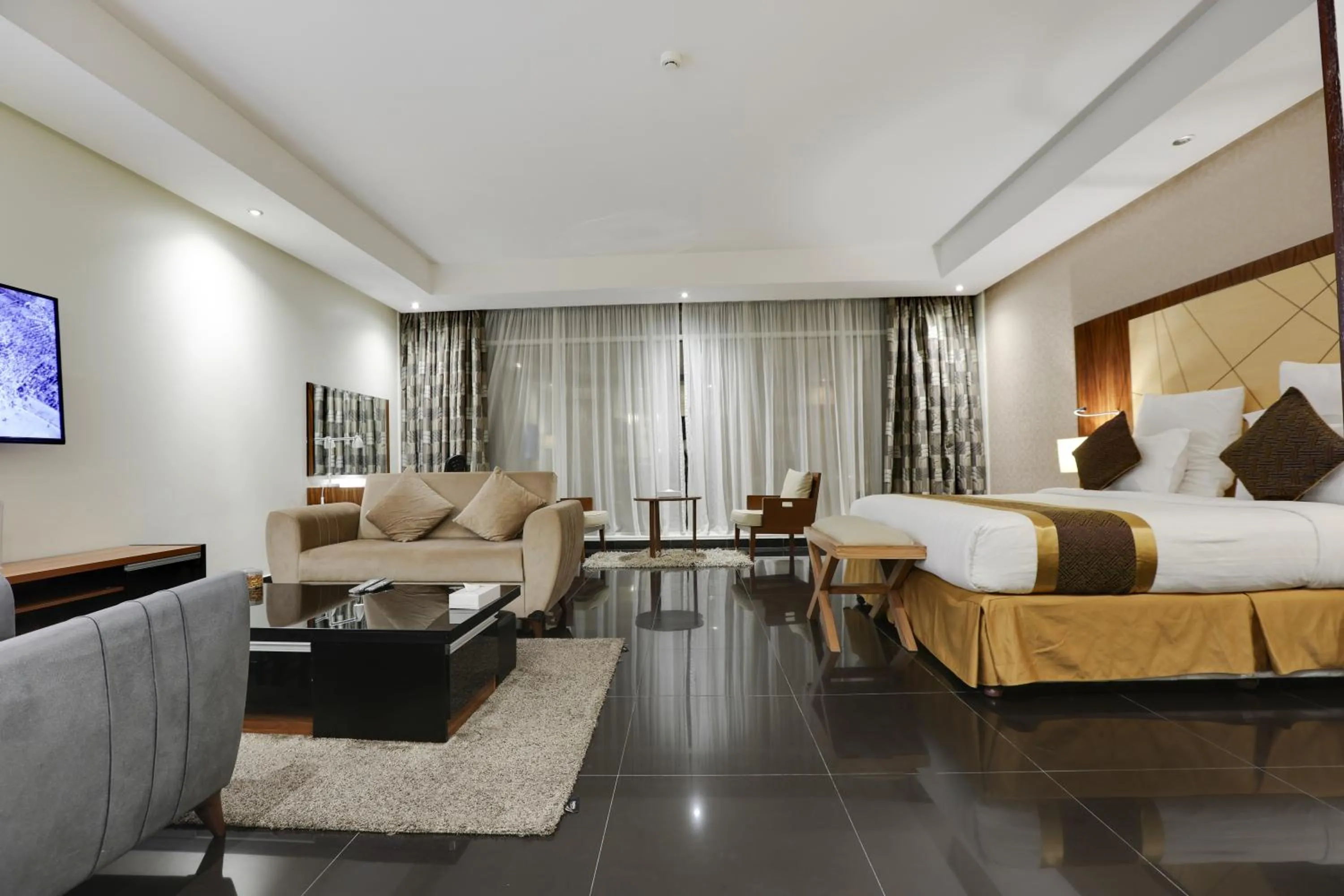 Queen Suite 210 ft² in Nelover Qurtubah - Serviced Apartments