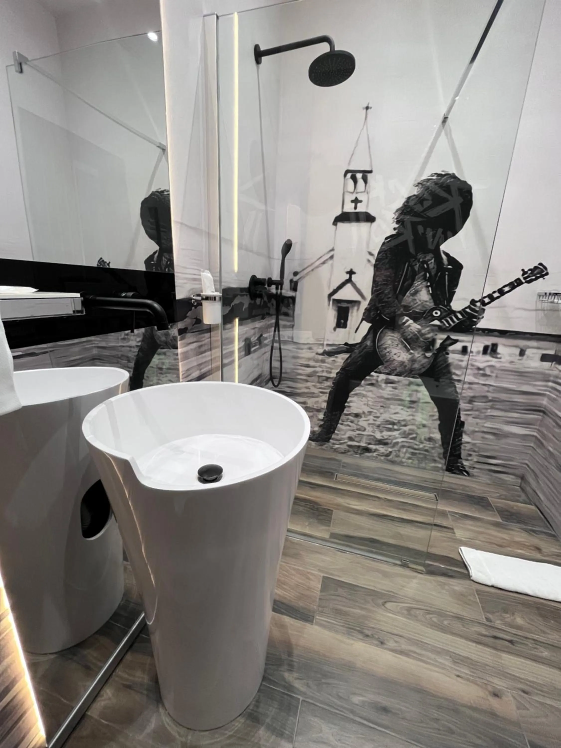 Shower in Al Boschetto