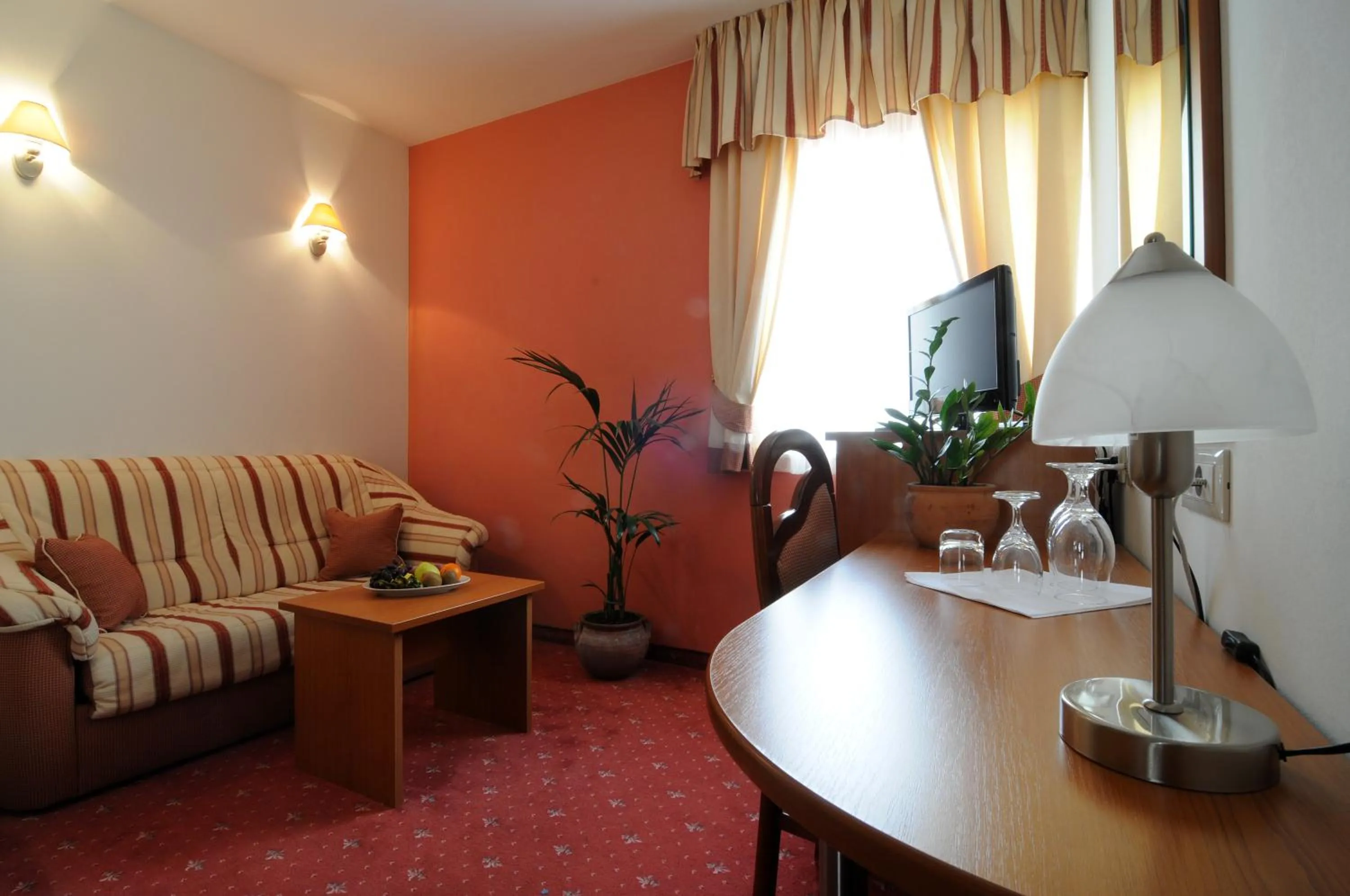 TV and multimedia in Hotel Rosina