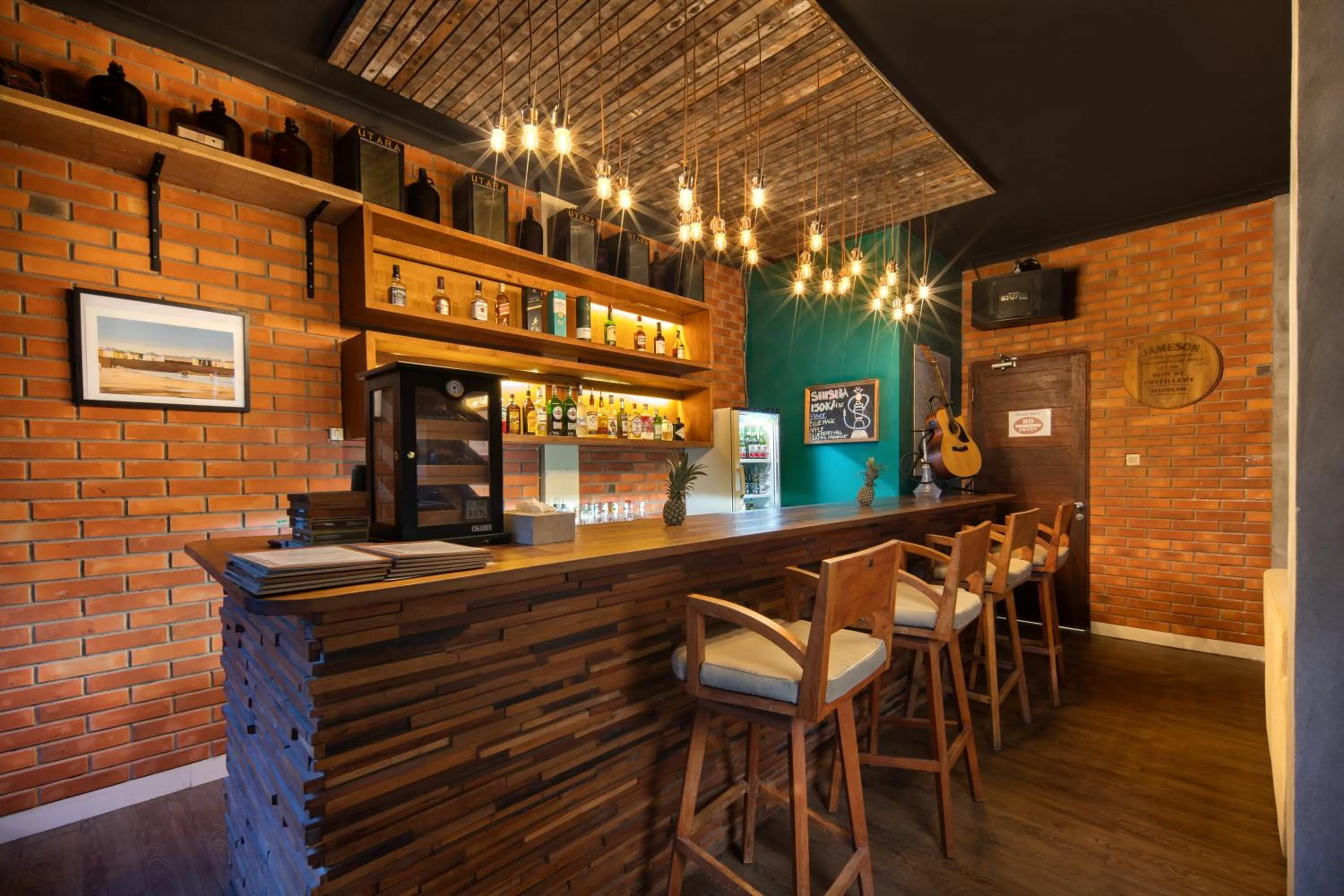 Lounge or bar in Utara Villas