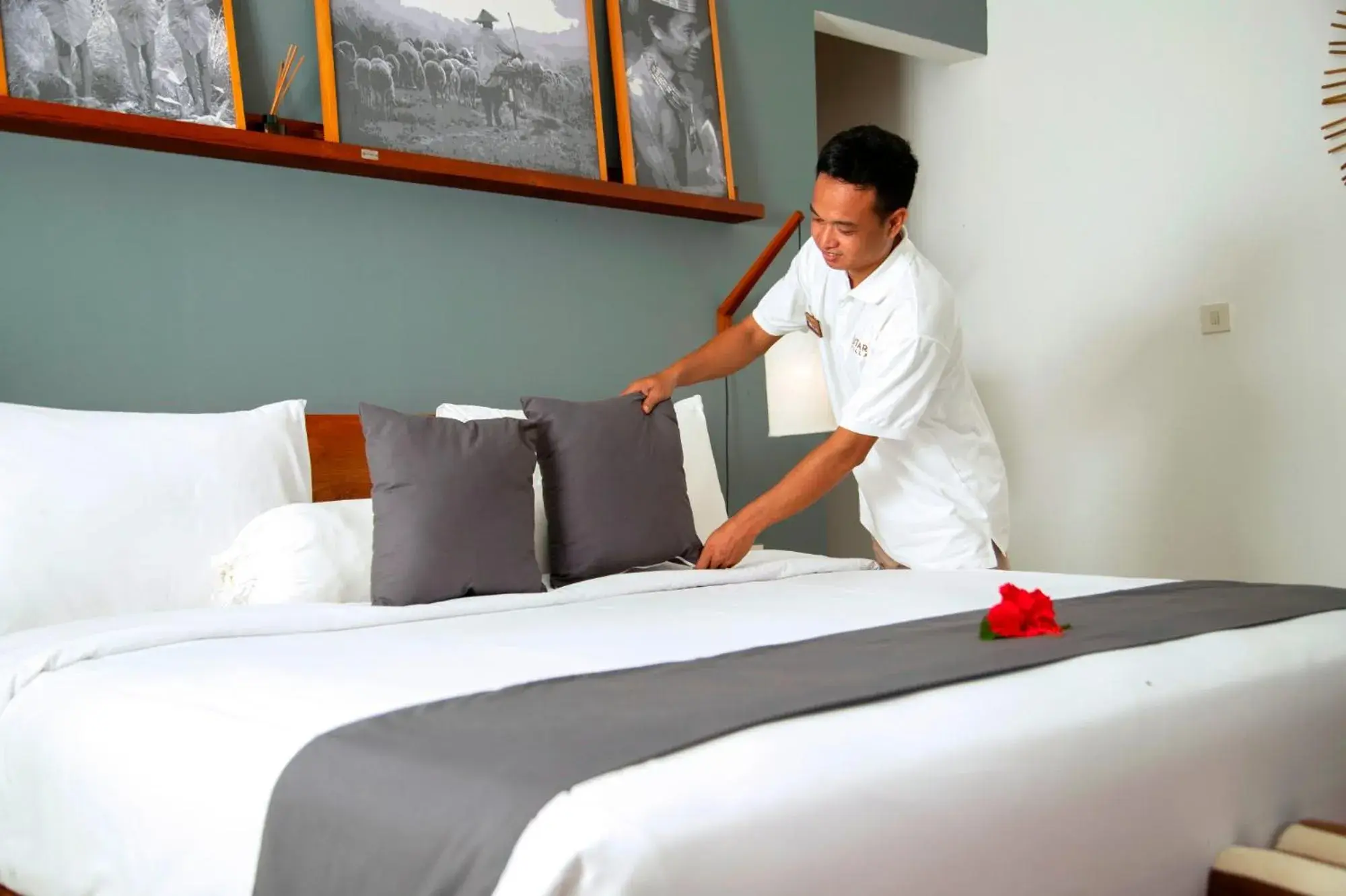 Bed in Utara Villas Bed in Utara Villas