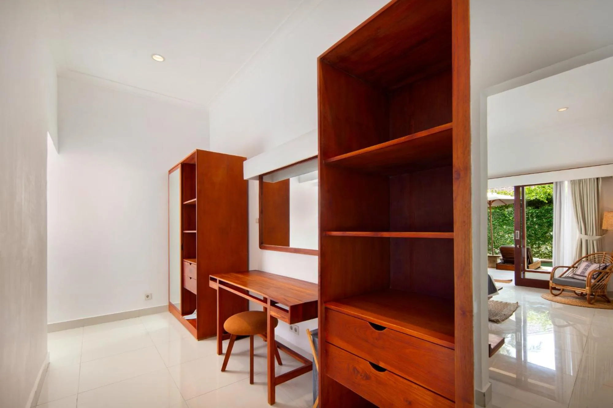 wardrobe in Utara Villas