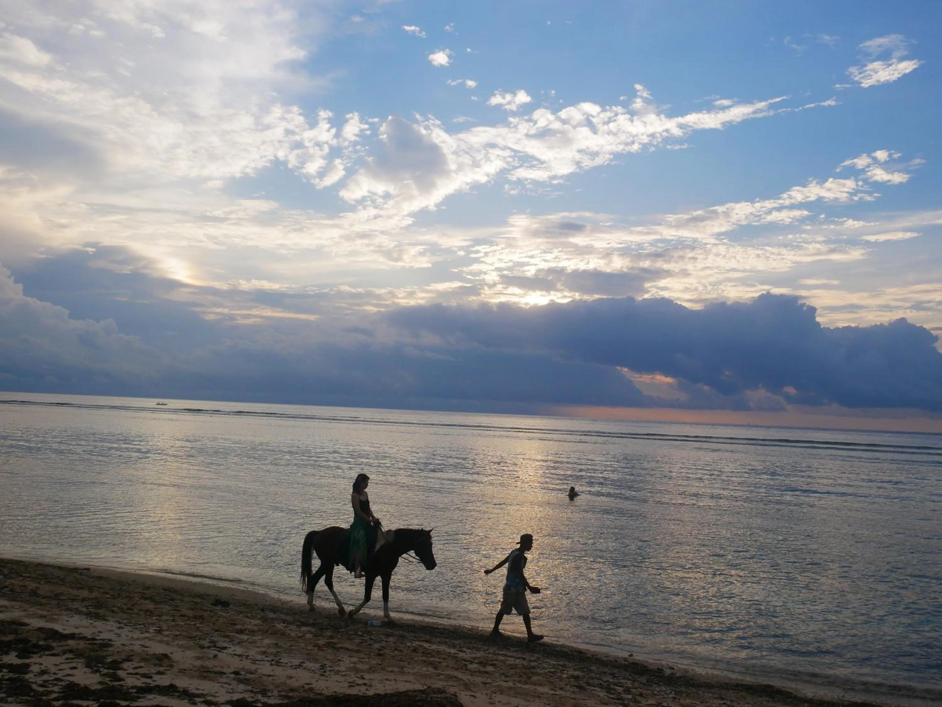 Horse-riding in Utara Villas
