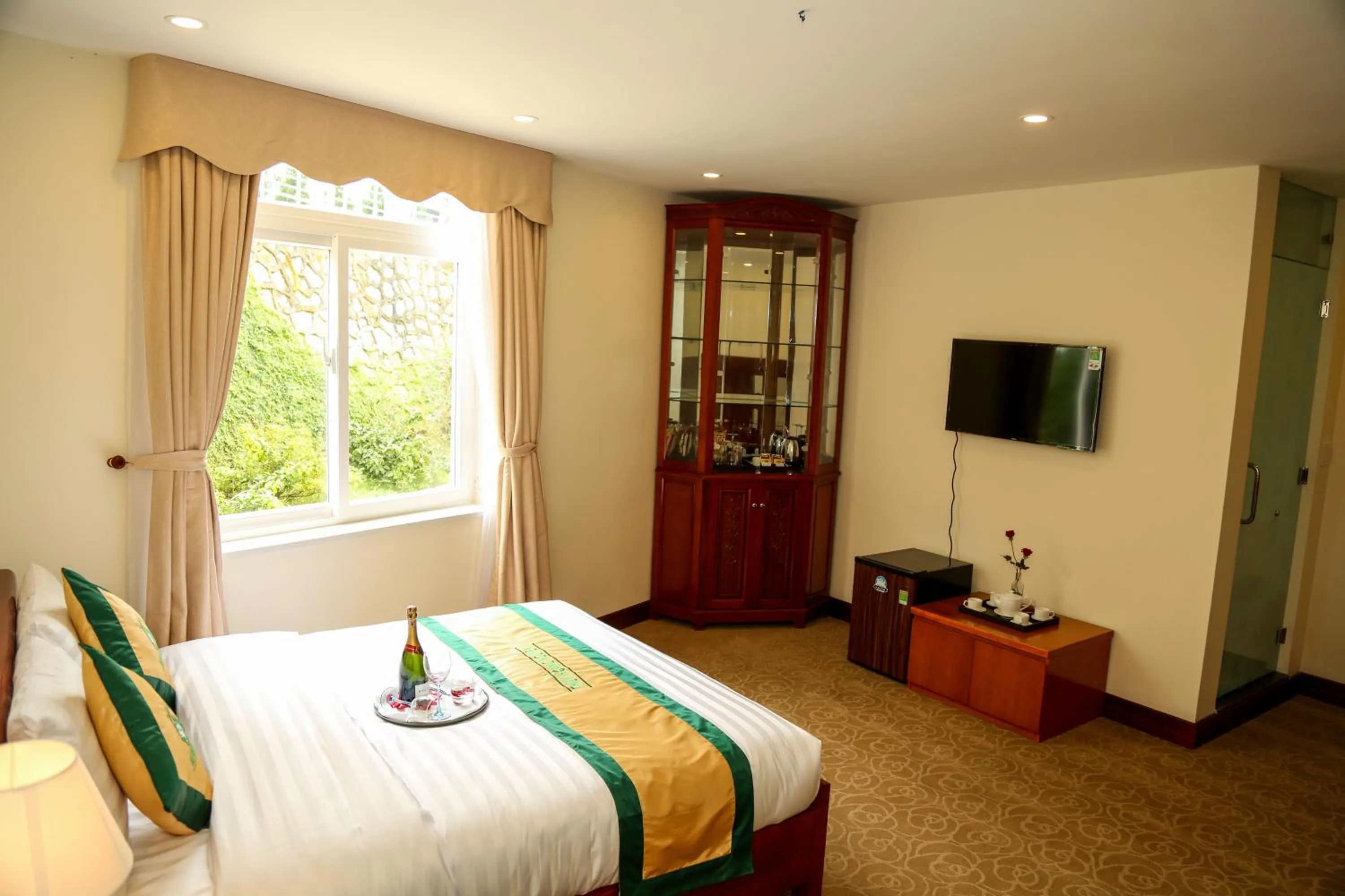 Photo of the whole room in Thuy Hoang Nguyen Resort & Spa