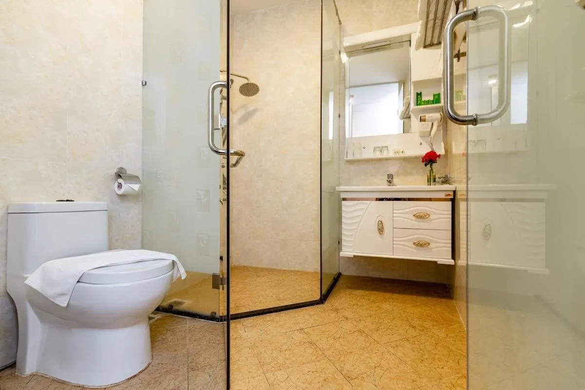 Bathroom in Thuy Hoang Nguyen Resort & Spa