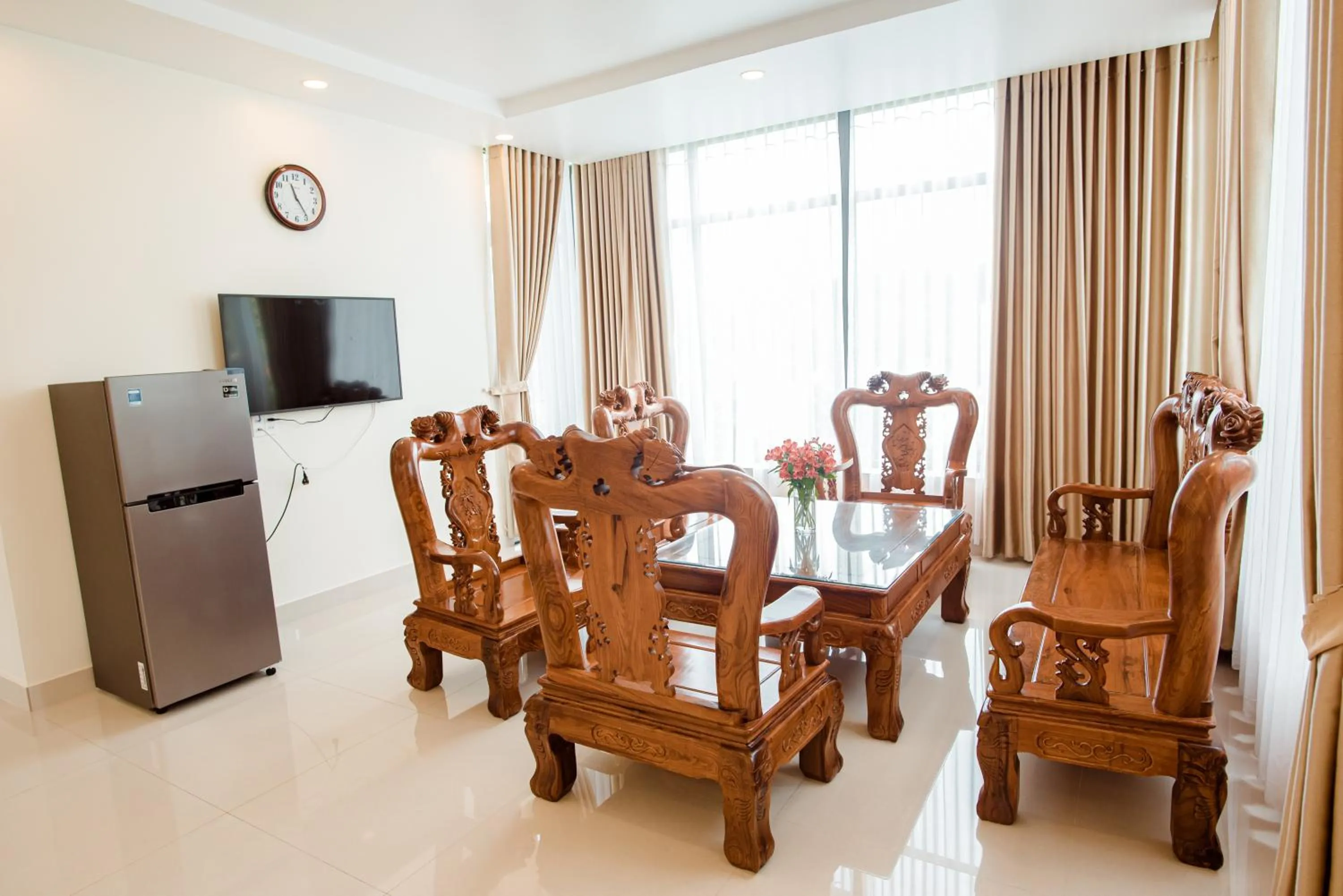 Communal lounge/ TV room in Thuy Hoang Nguyen Resort & Spa