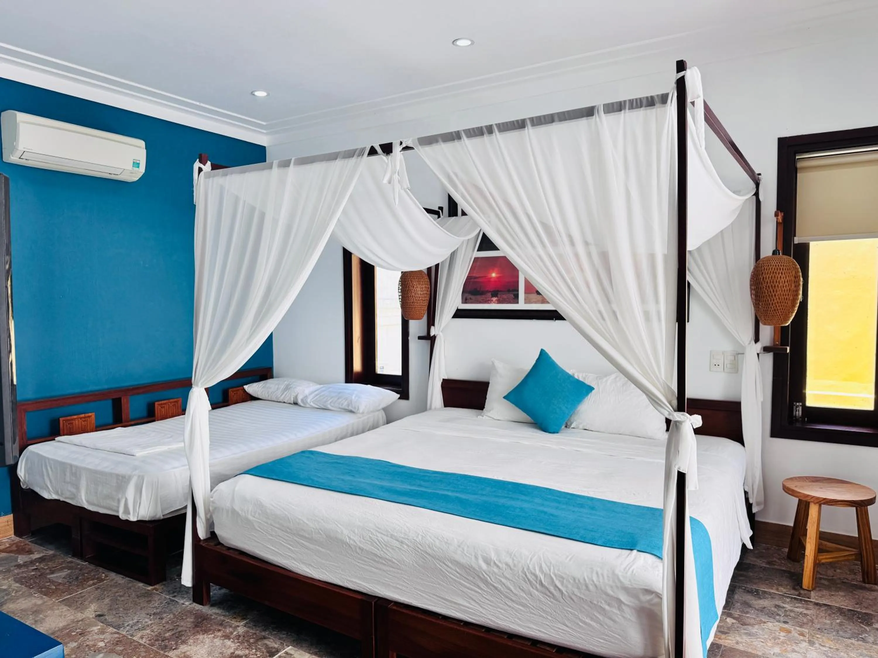 Bed in Relax Garden Boutique Villa Hoi An