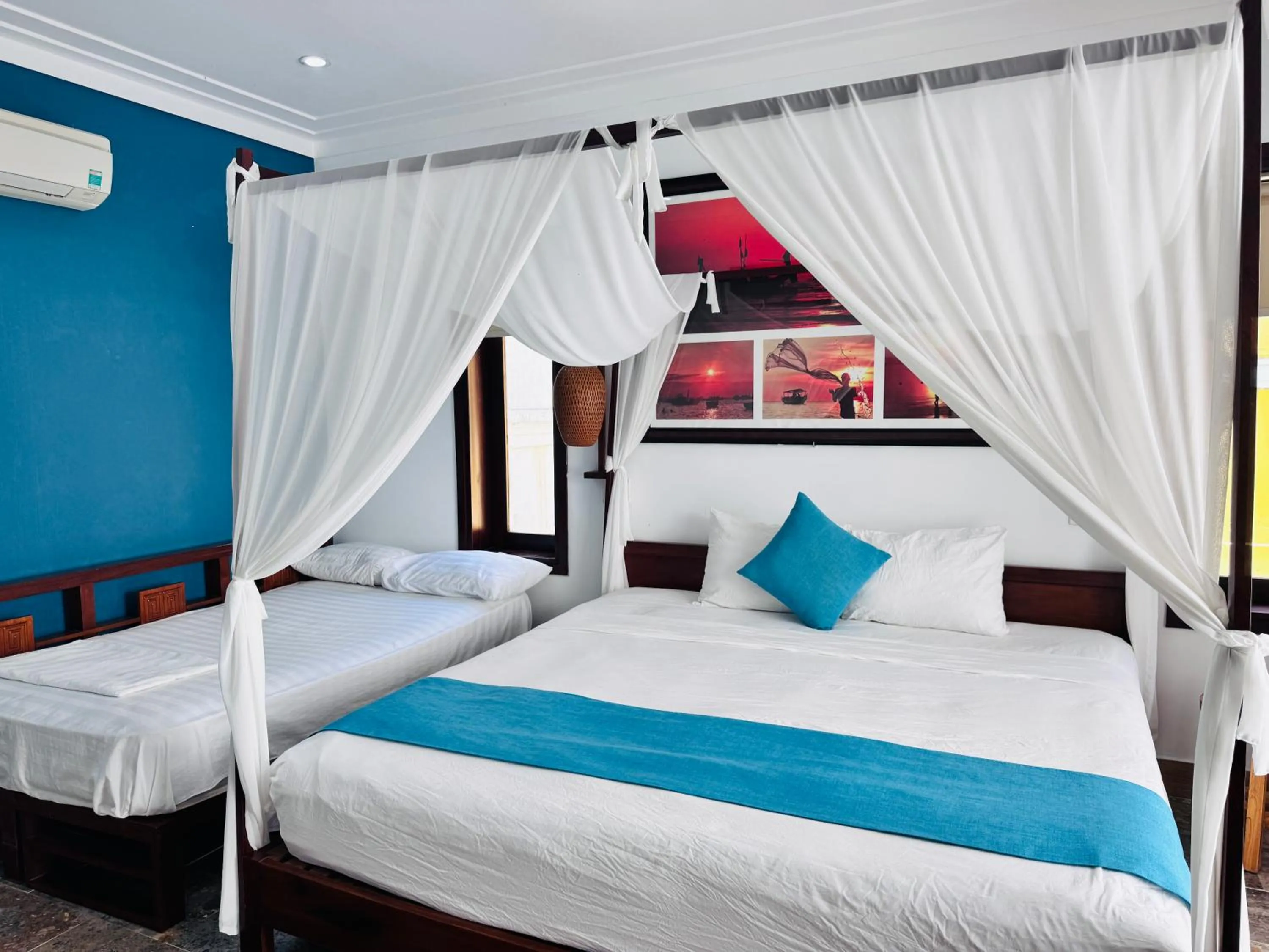 Bed in Relax Garden Boutique Villa Hoi An