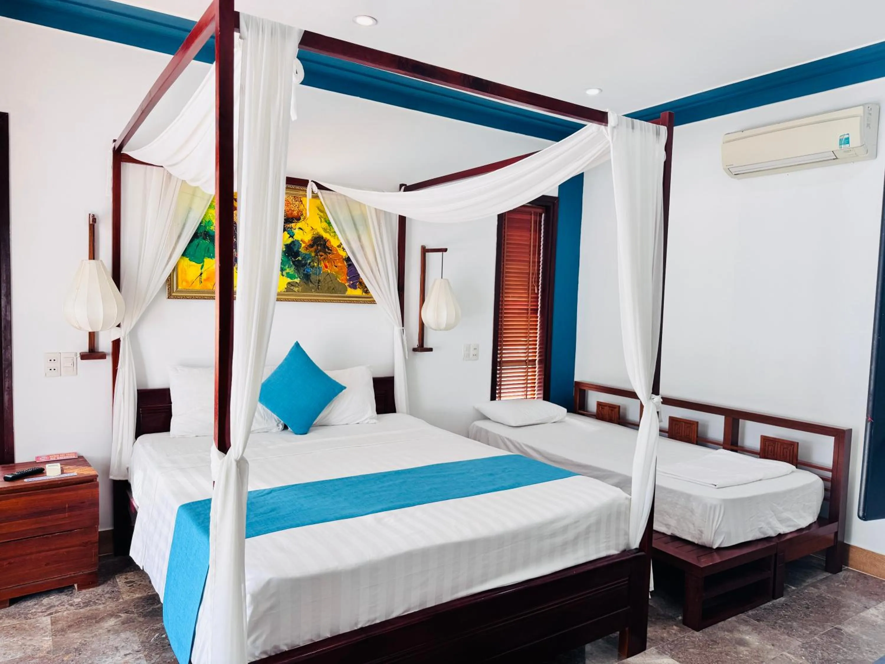 Bed in Relax Garden Boutique Villa Hoi An