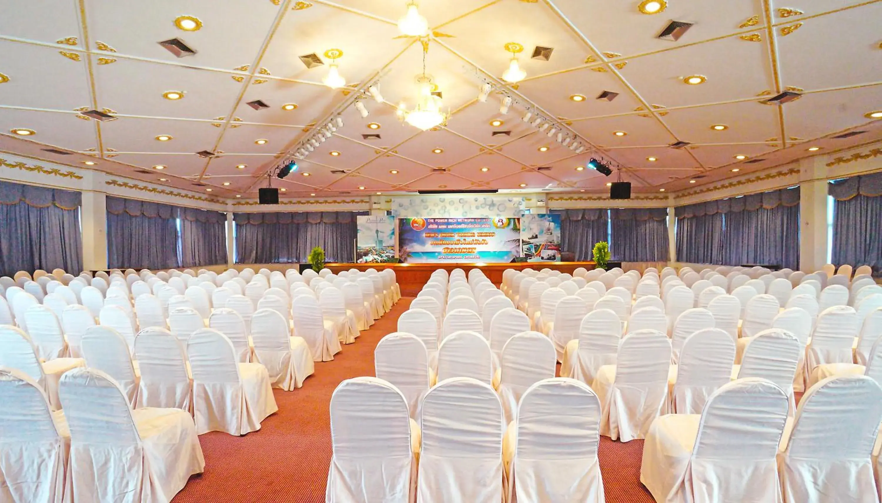 Banquet/Function facilities, Banquet Facilities in Pattaya Park Beach Resort (SHA Extra Plus)