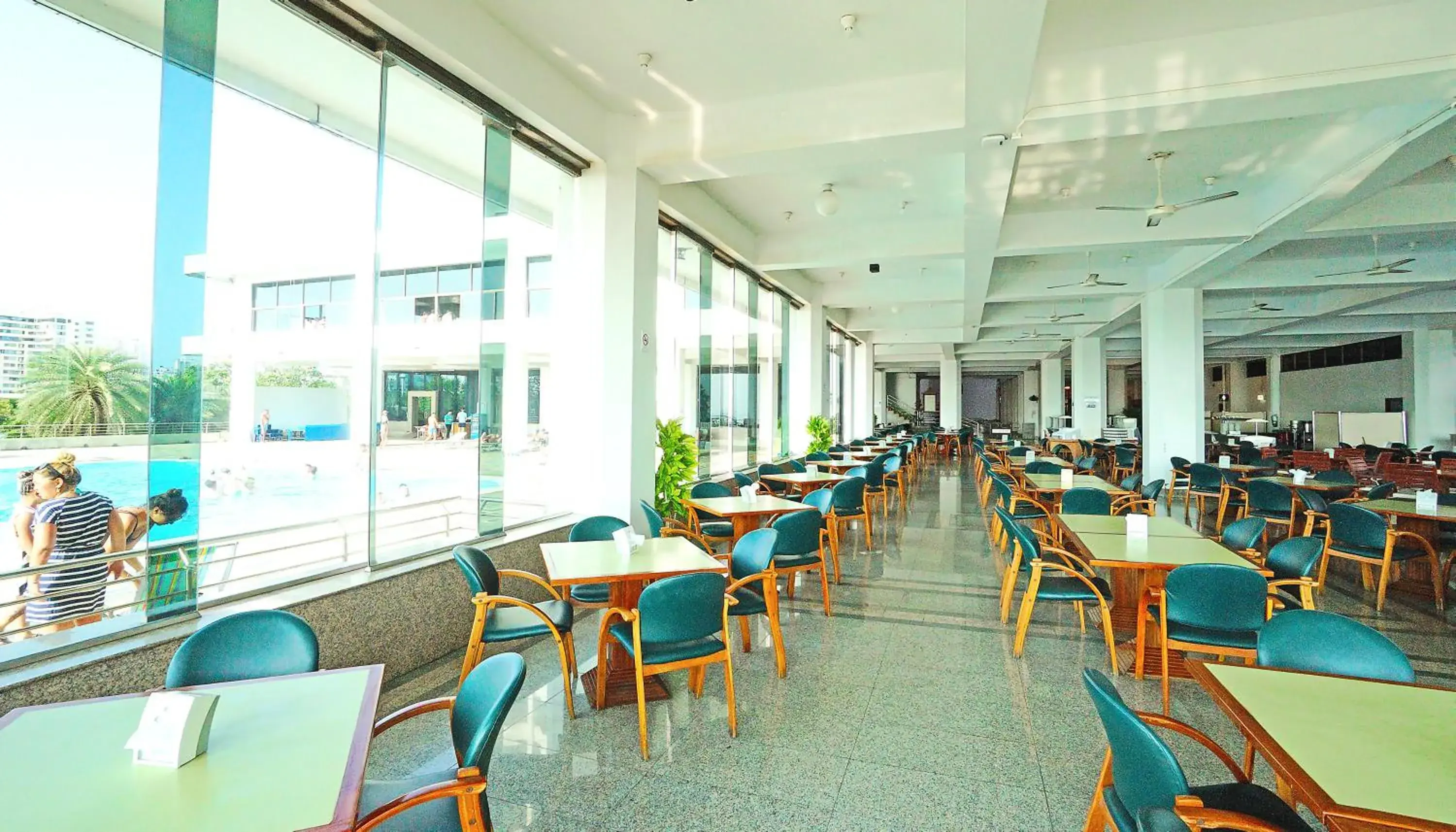 Restaurant/Places to Eat in Pattaya Park Beach Resort (SHA Extra Plus)