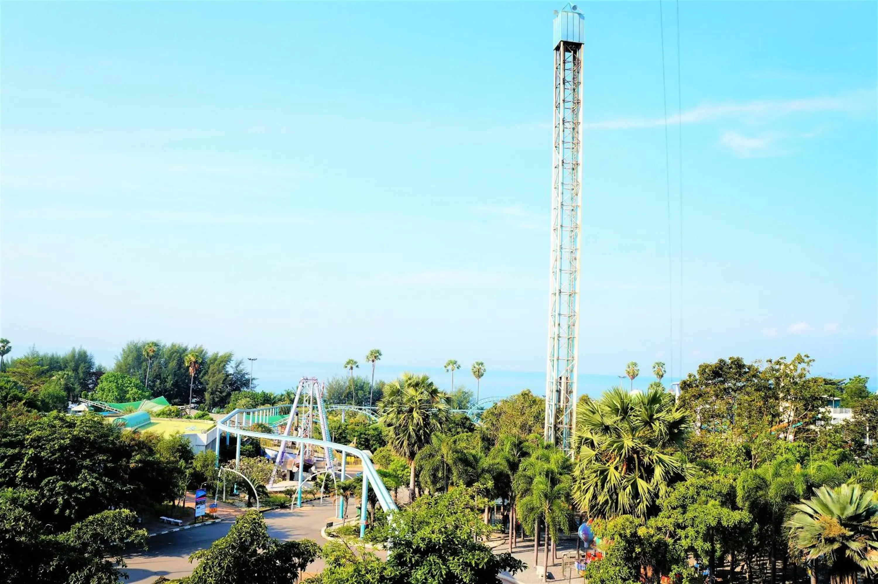 Natural landscape in Pattaya Park Beach Resort (SHA Extra Plus)