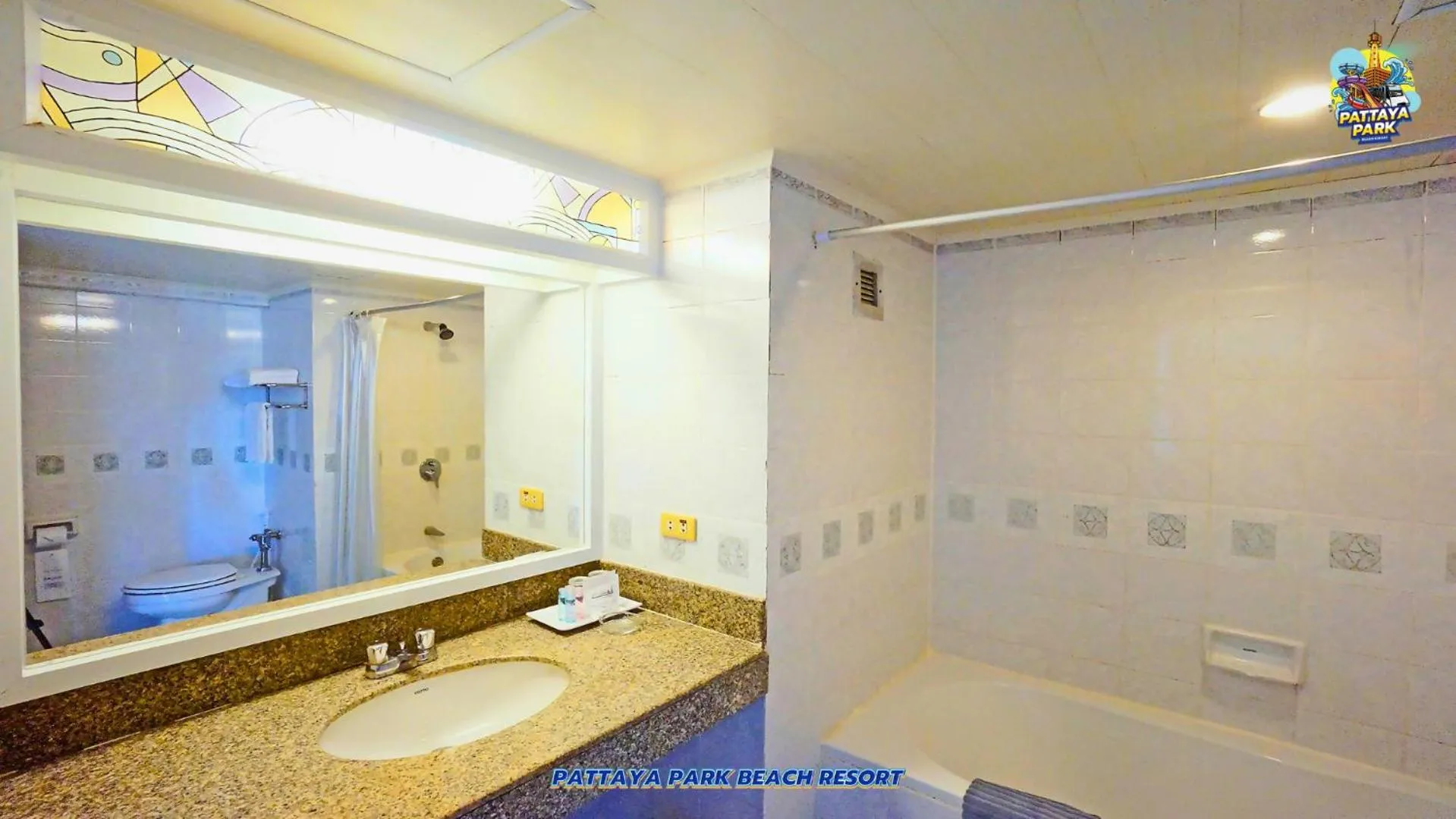 Bathroom in Pattaya Park Beach Resort
