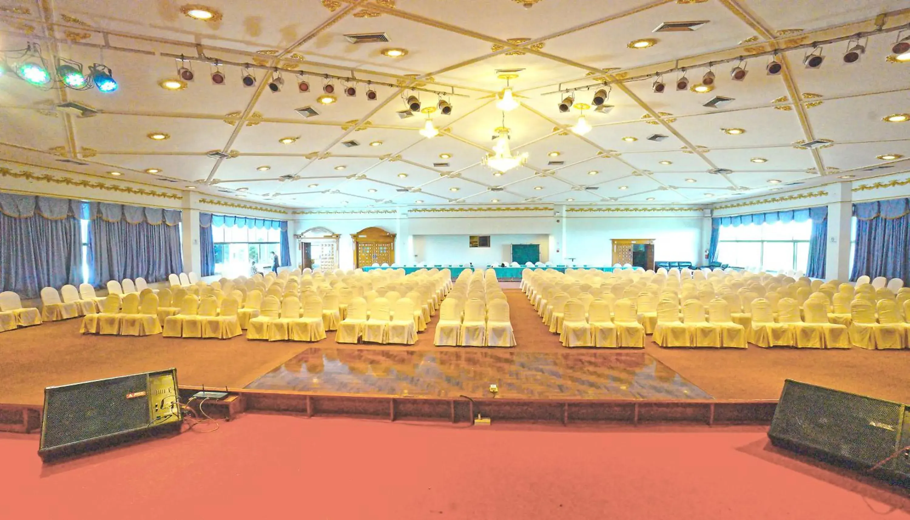 Banquet/Function facilities, Banquet Facilities in Pattaya Park Beach Resort (SHA Extra Plus)