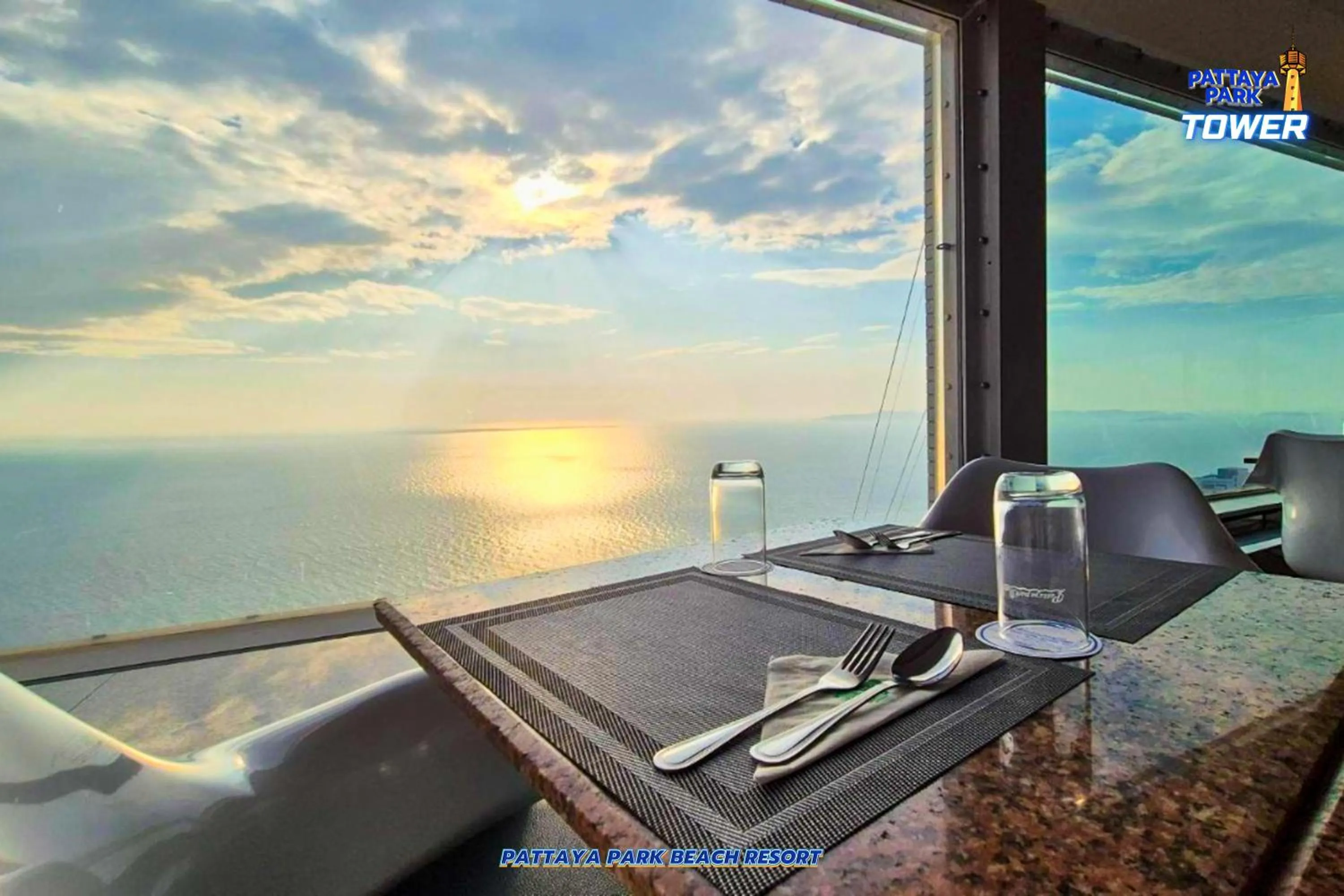 Food and drinks in Pattaya Park Beach Resort