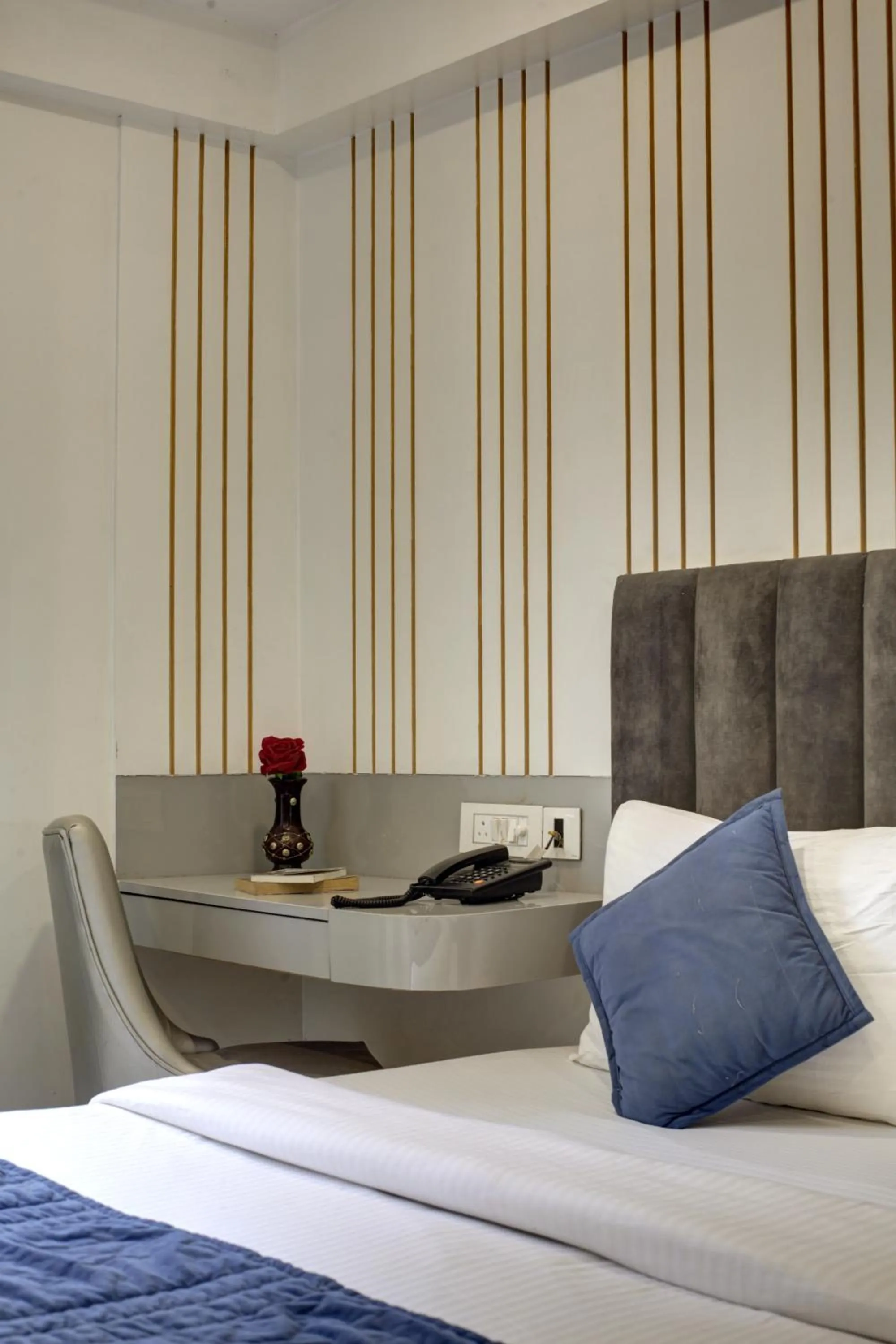 Bed in The Shanti Plaza - Traveler's choice awarded 2025