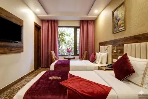 Executive Triple Room With Airport up in The Shanti Plaza - Traveler's choice awarded 2025 Executive Triple Room With Airport up in The Shanti Plaza - Traveler's choice awarded 2025