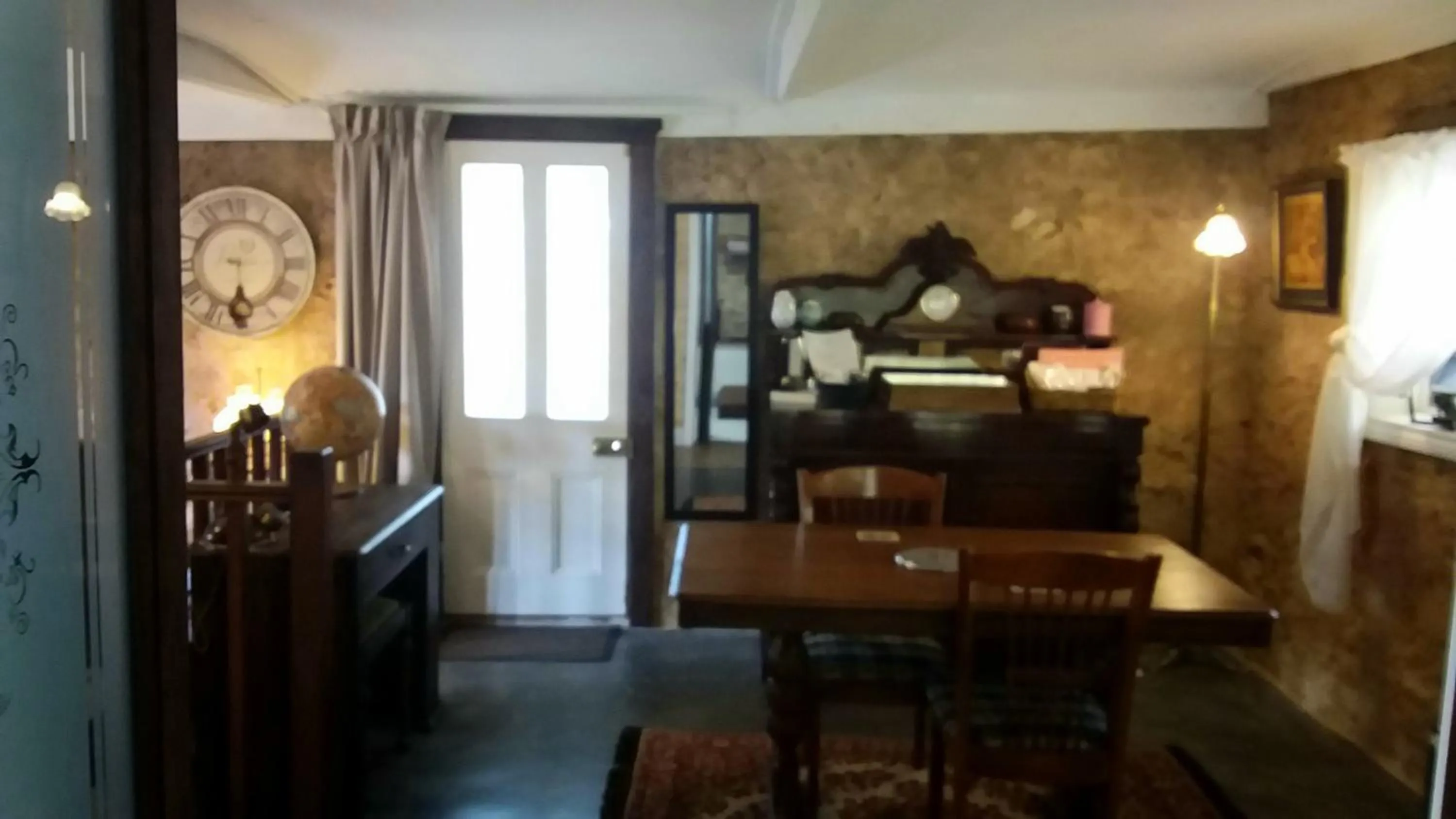 Dining area in A La Folly The Retreat