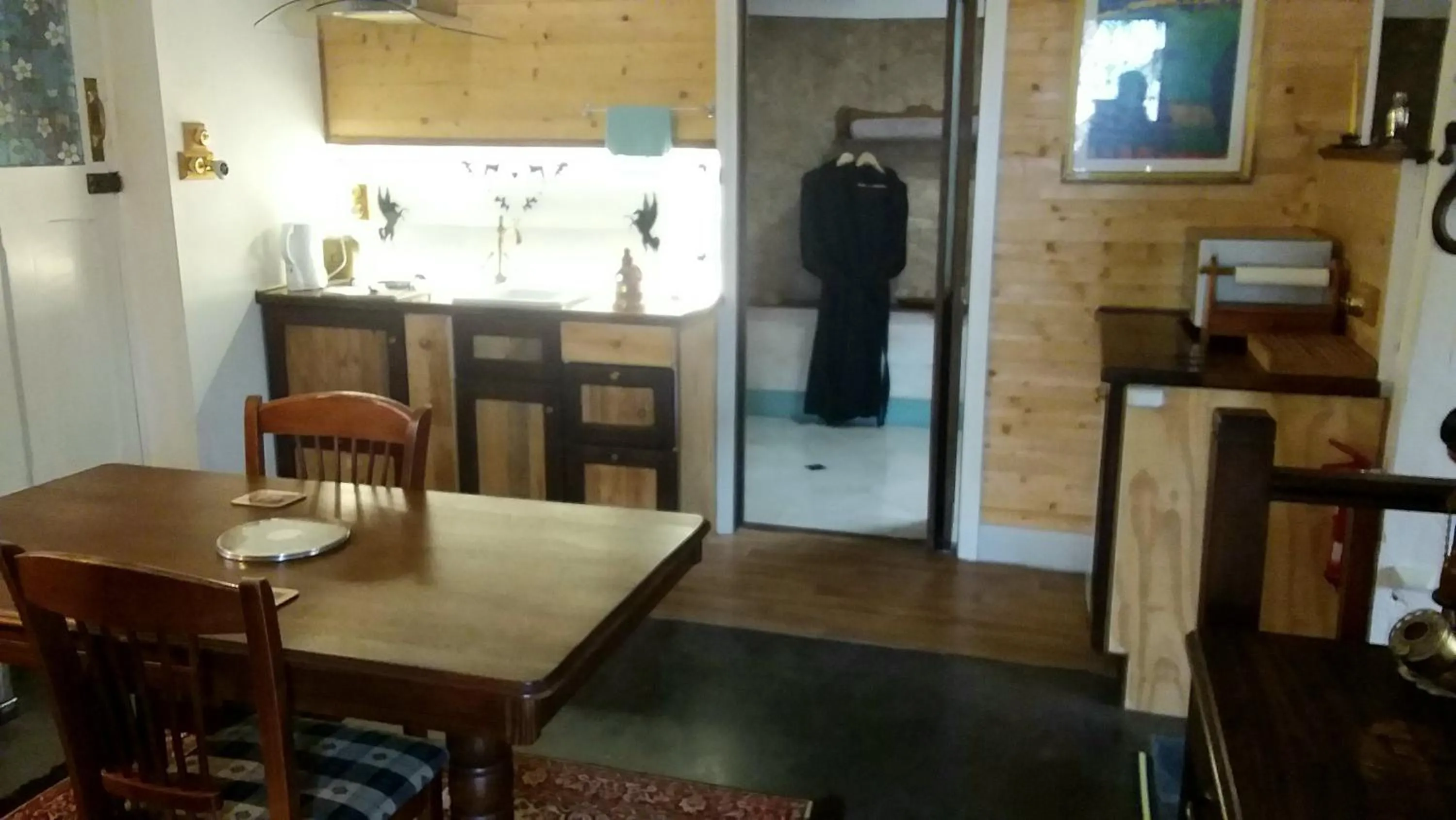 Kitchen or kitchenette in A La Folly The Retreat