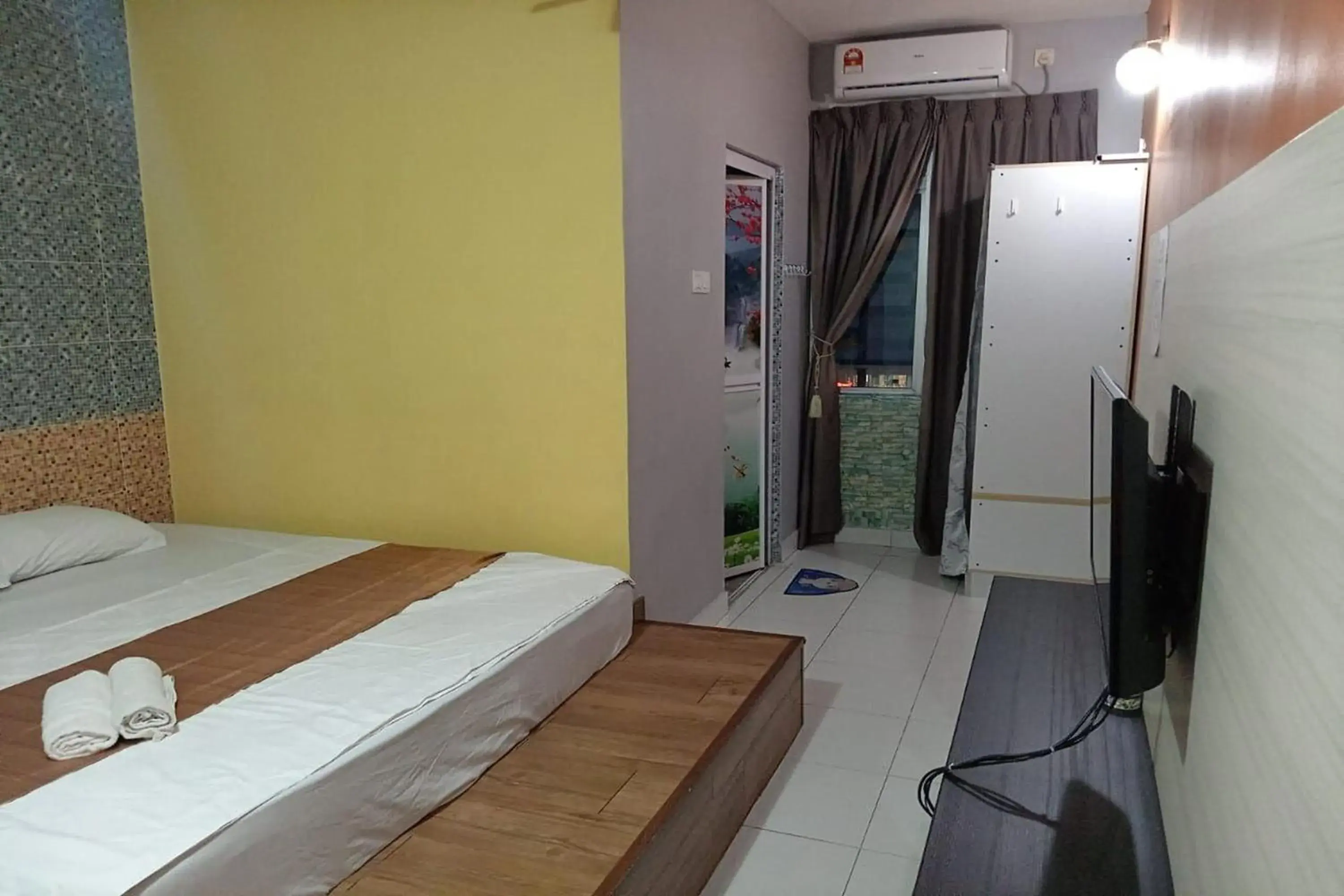 Bed in Aeon Tebrau Apartment Johor Bahru - By Room - Bed in Aeon Tebrau Apartment Johor Bahru - By Room -