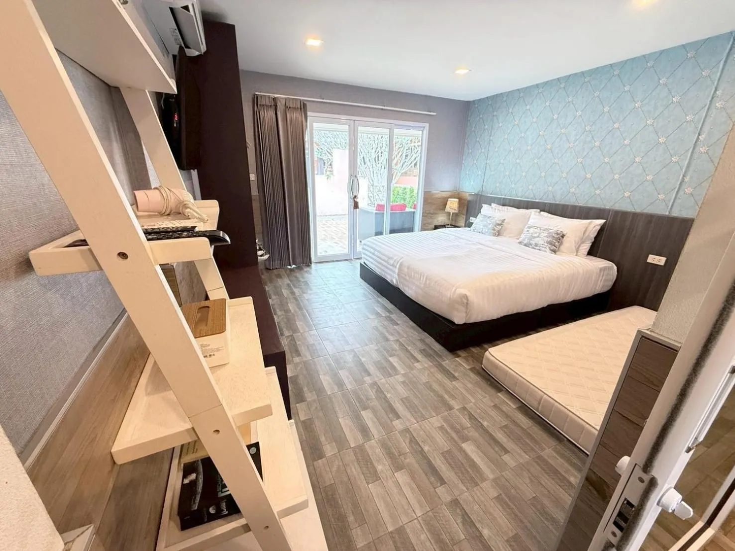 Bedroom, Bed in All Times Pool Villas