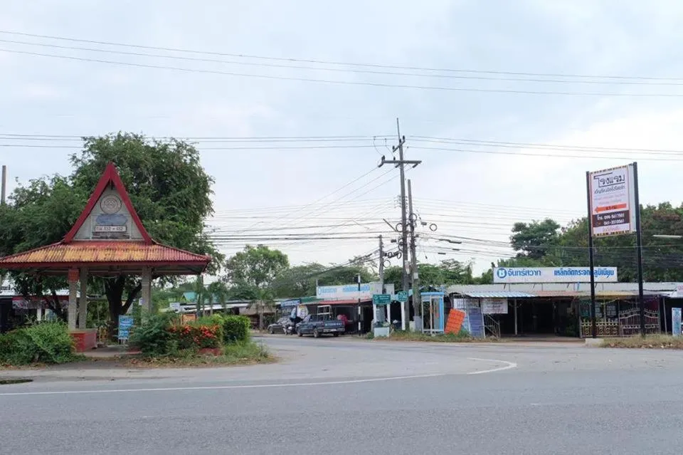 Off site in Khwanruen Fishing Resort