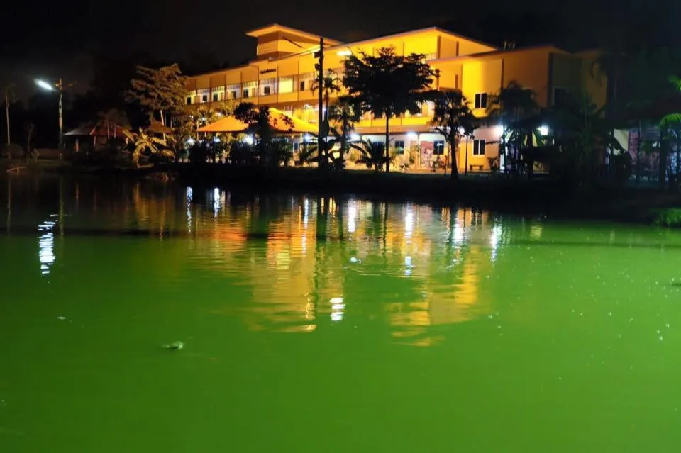 Property building in Khwanruen Fishing Resort