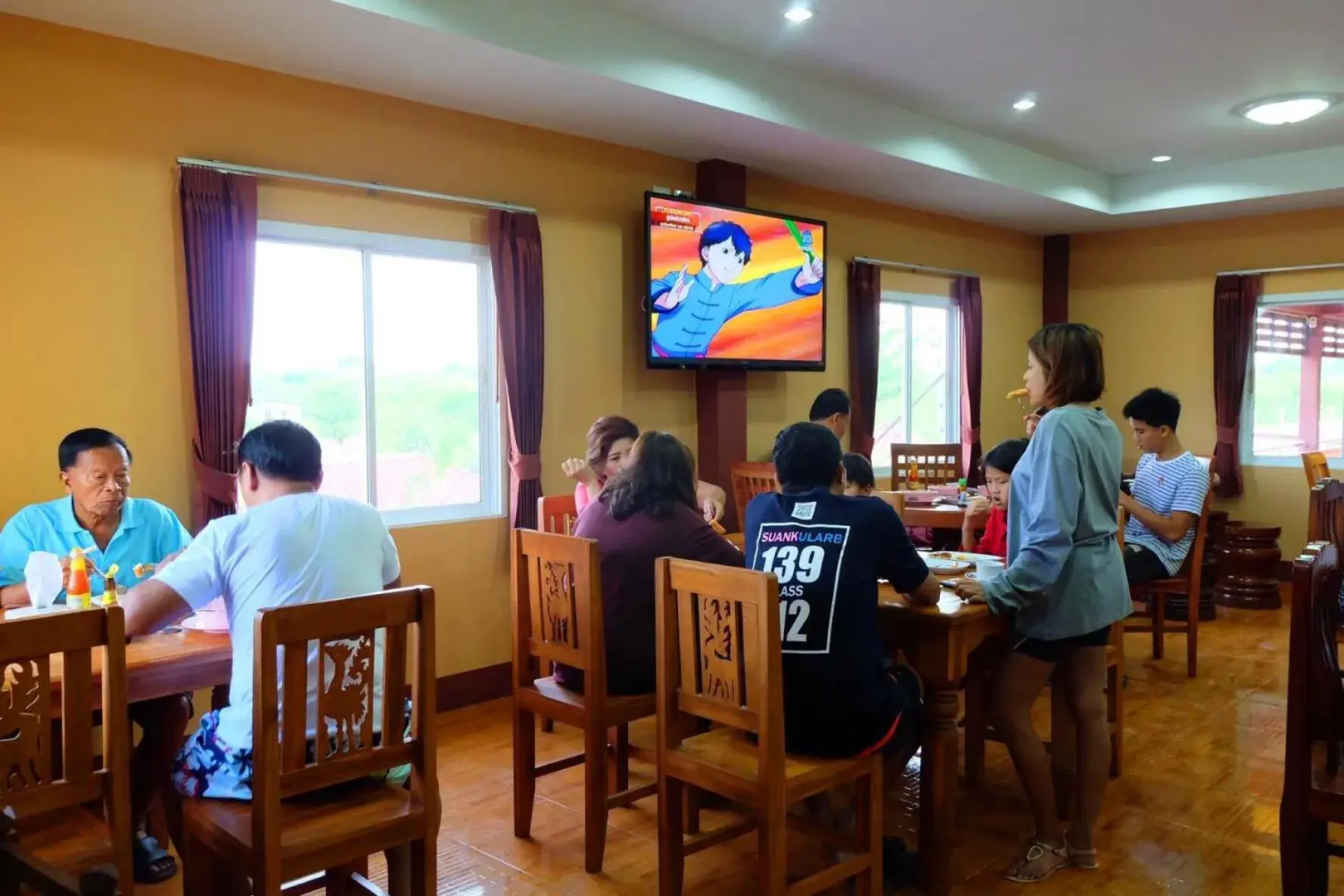 Restaurant/places to eat in Khwanruen Fishing Resort Restaurant/places to eat in Khwanruen Fishing Resort