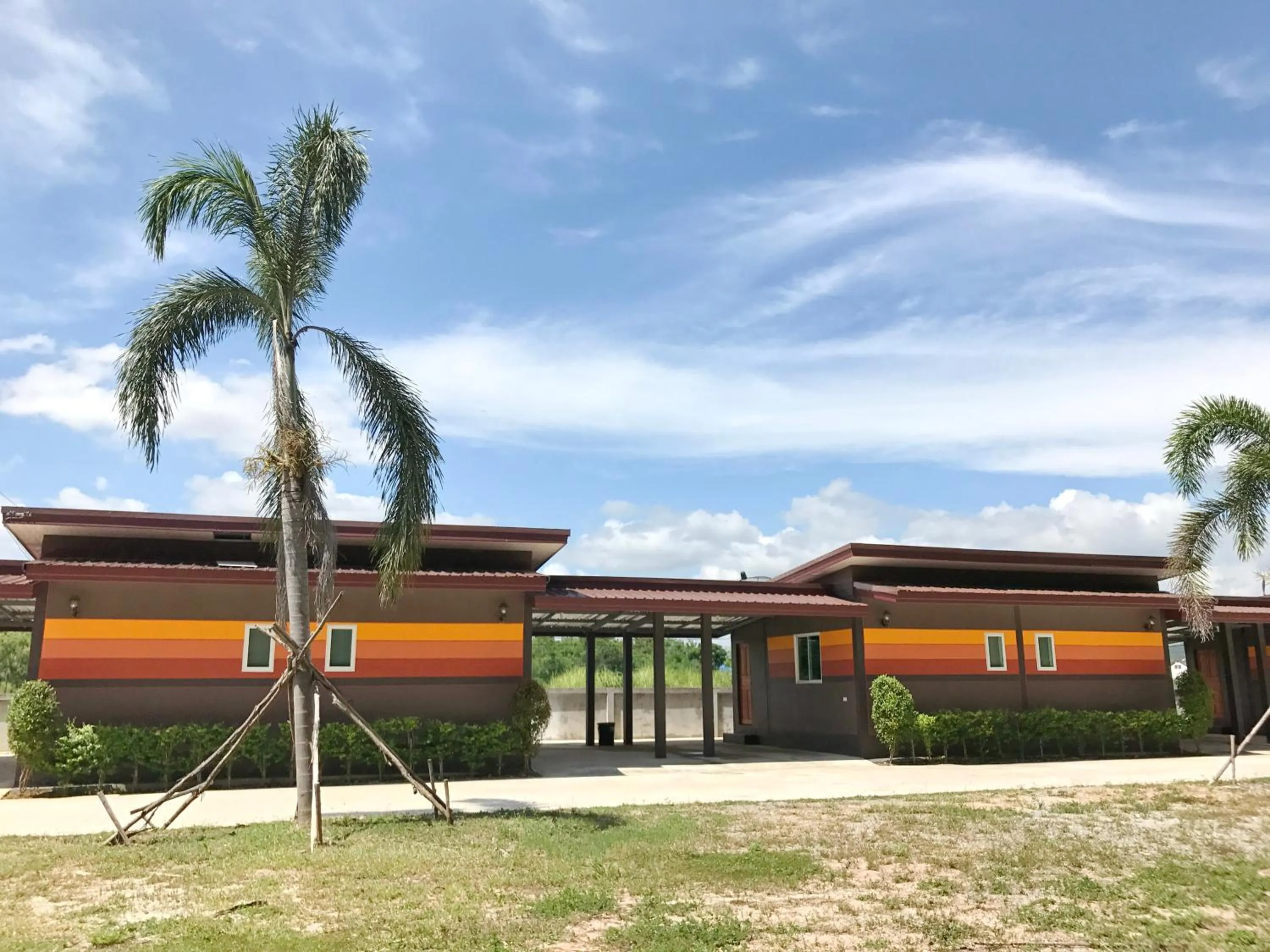 Property building in Khwanruen Fishing Resort