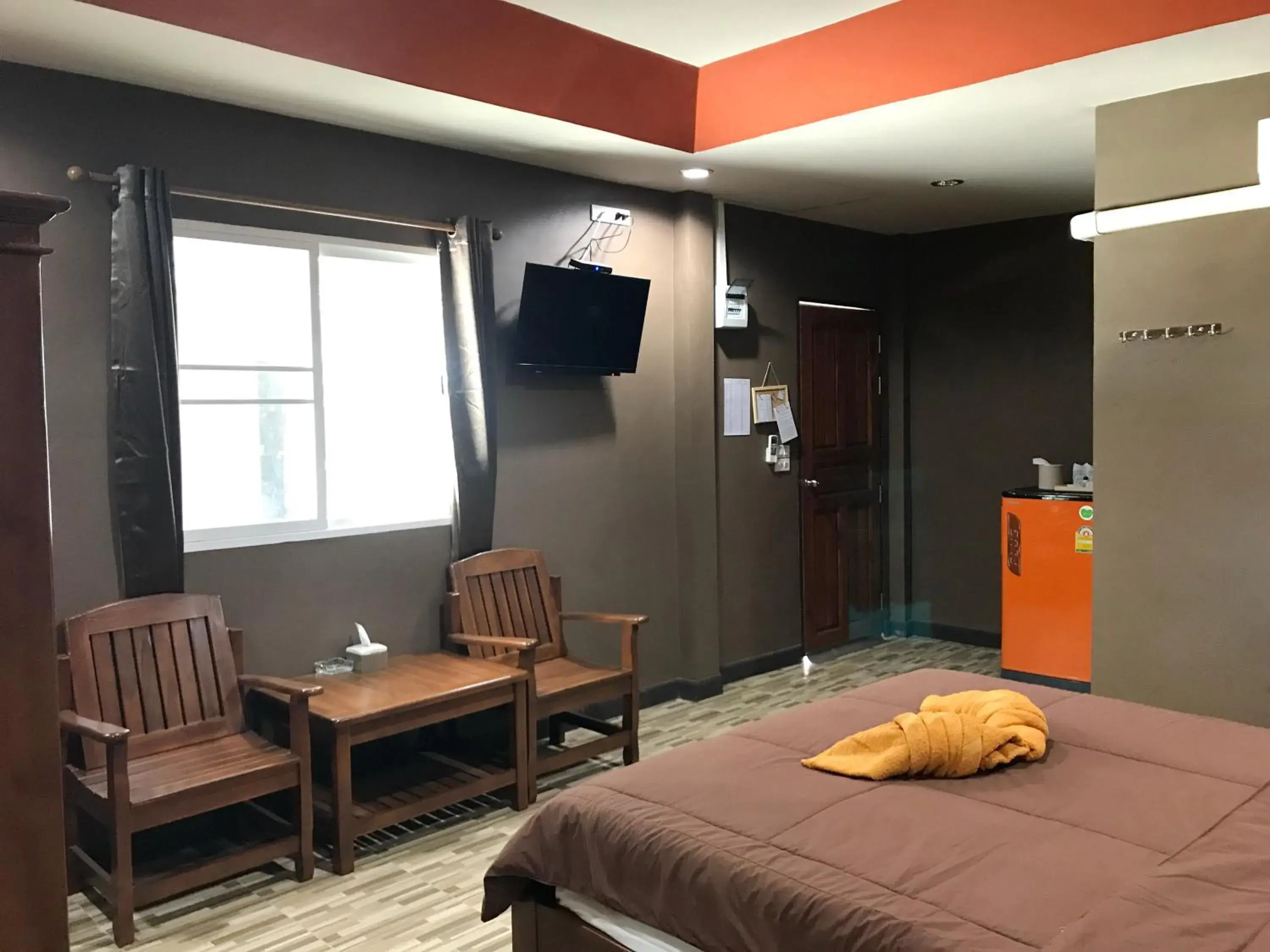 Photo of the whole room, Bed in Khwanruen Fishing Resort Photo of the whole room, Bed in Khwanruen Fishing Resort