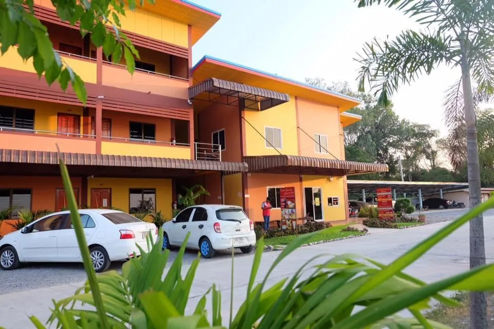 Property building in Khwanruen Fishing Resort