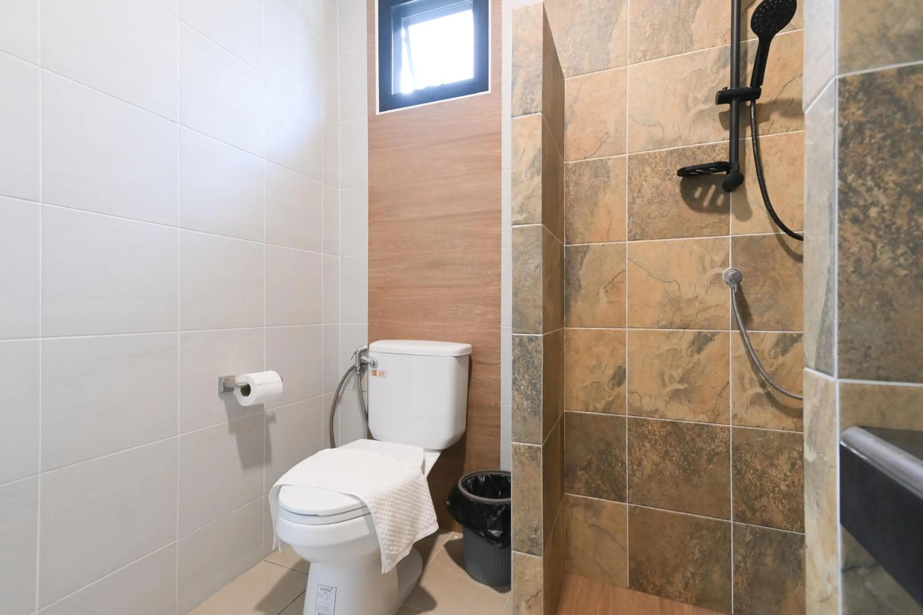 Shower in Baan Kieng Tawan