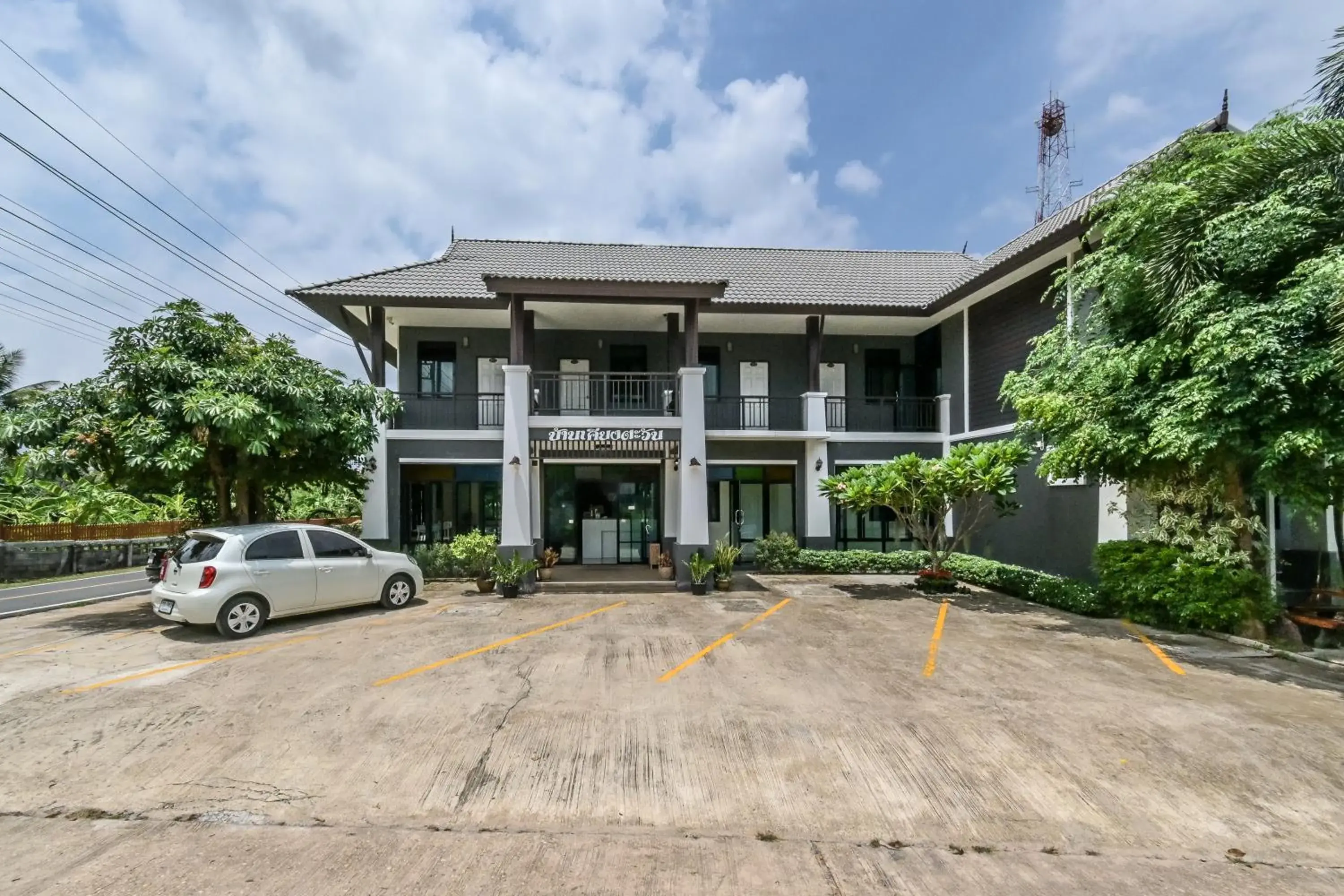 Property building in Baan Kieng Tawan Property building in Baan Kieng Tawan