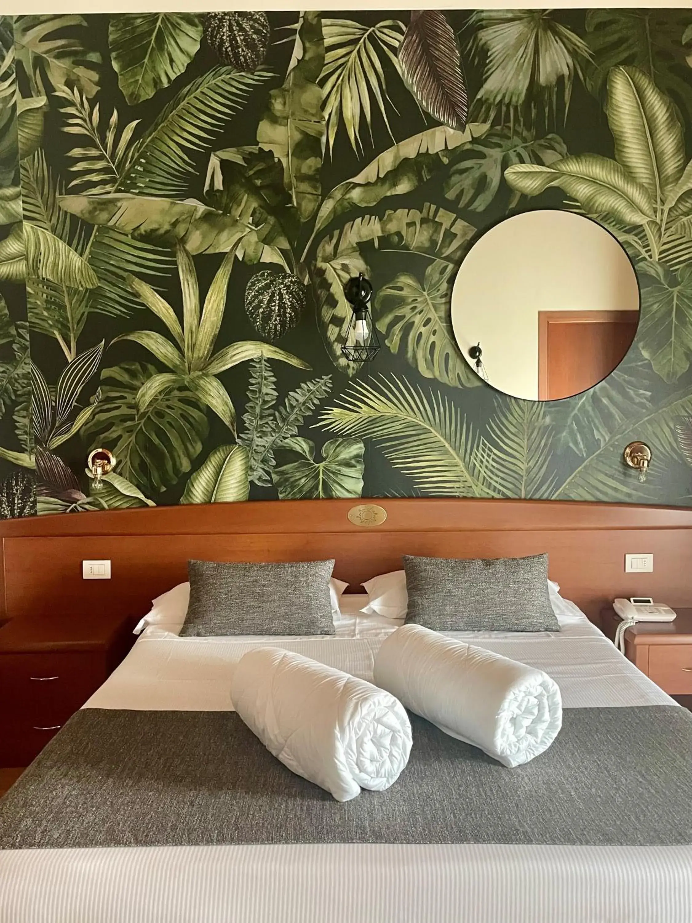 Superior Double Room with Balcony or Terrace in Hotel Al Sole Bardolino Superior Double Room with Balcony or Terrace in Hotel Al Sole Bardolino