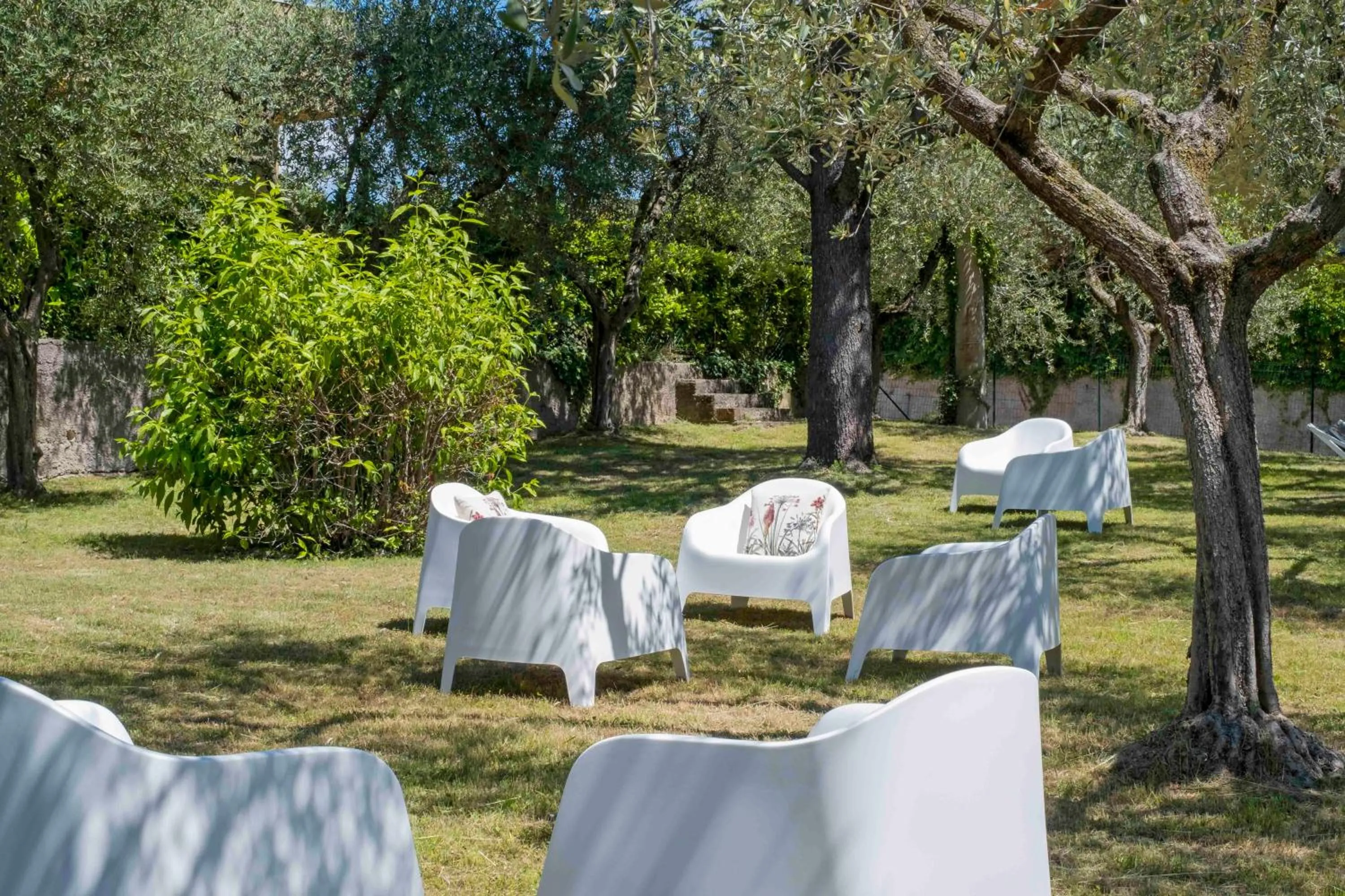 Garden view in Hotel Al Sole Bardolino