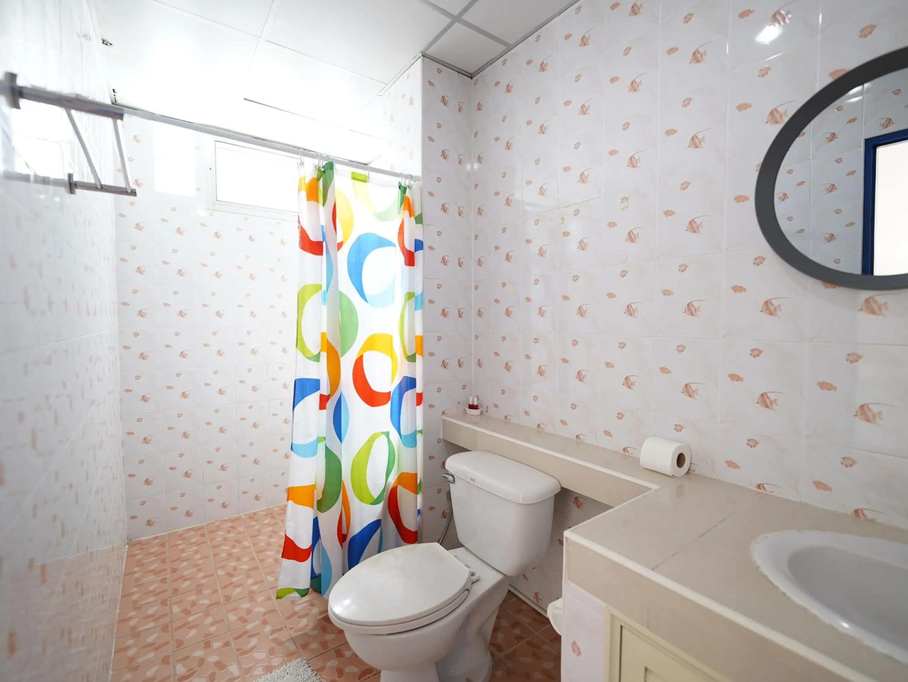 Bathroom in RoomQuest One Bangsaray