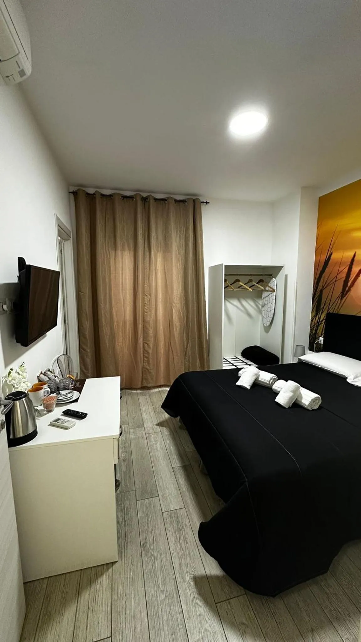 Bedroom, Bed in Napoli Relais