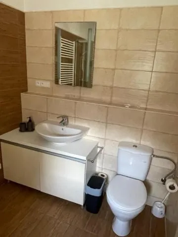 Toilet in Hájovna Bukovec
