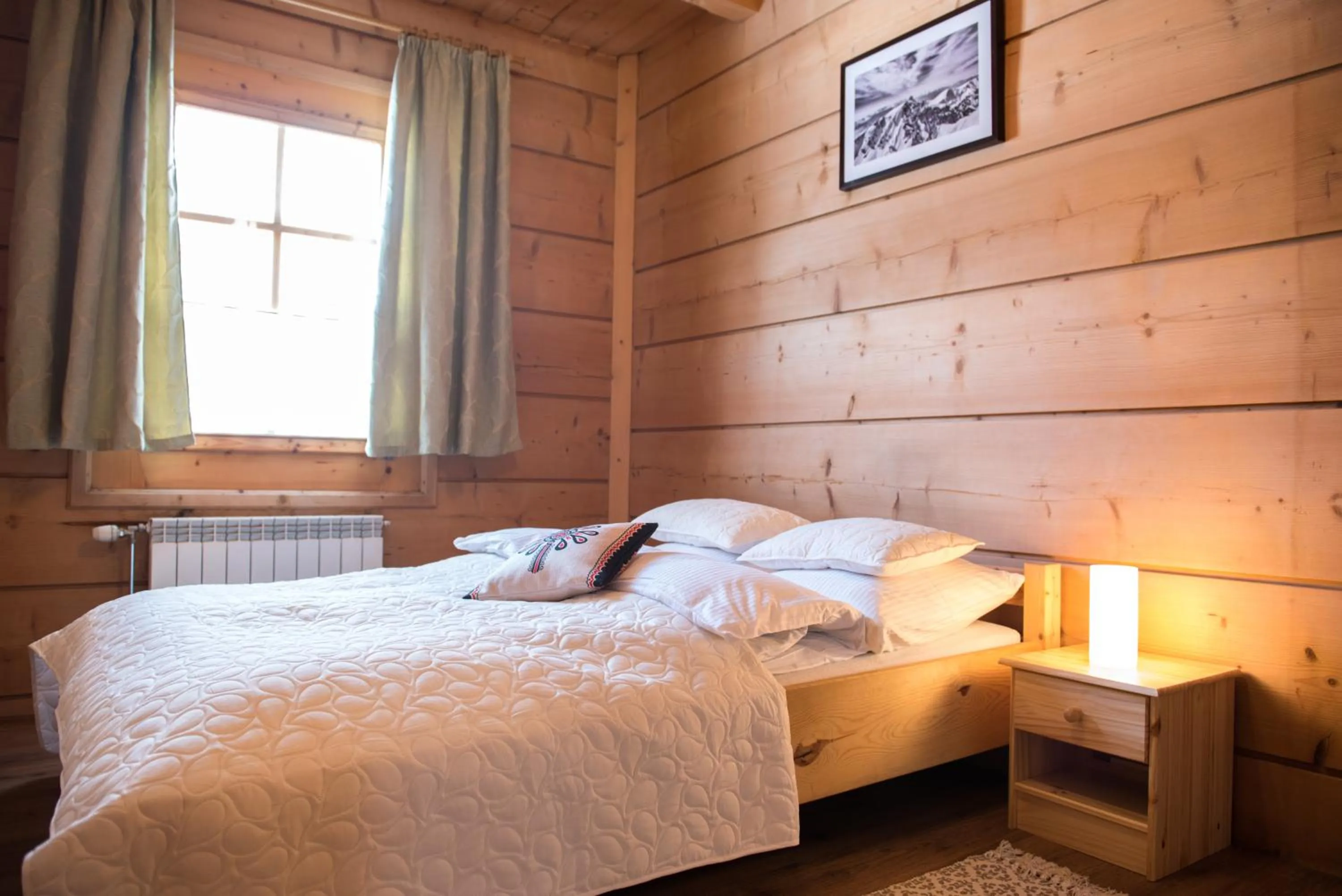 Photo of the whole room, Bed in Willa Jedlicka